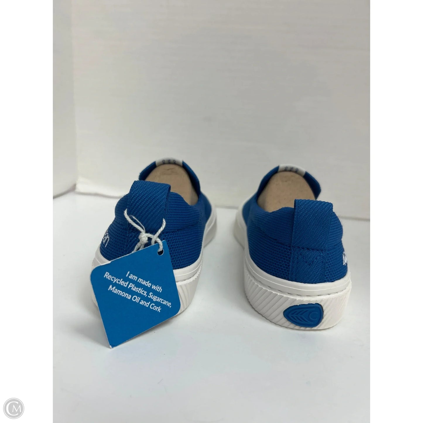 Shoes Sneakers By Cariuma In Blue, Size: 7