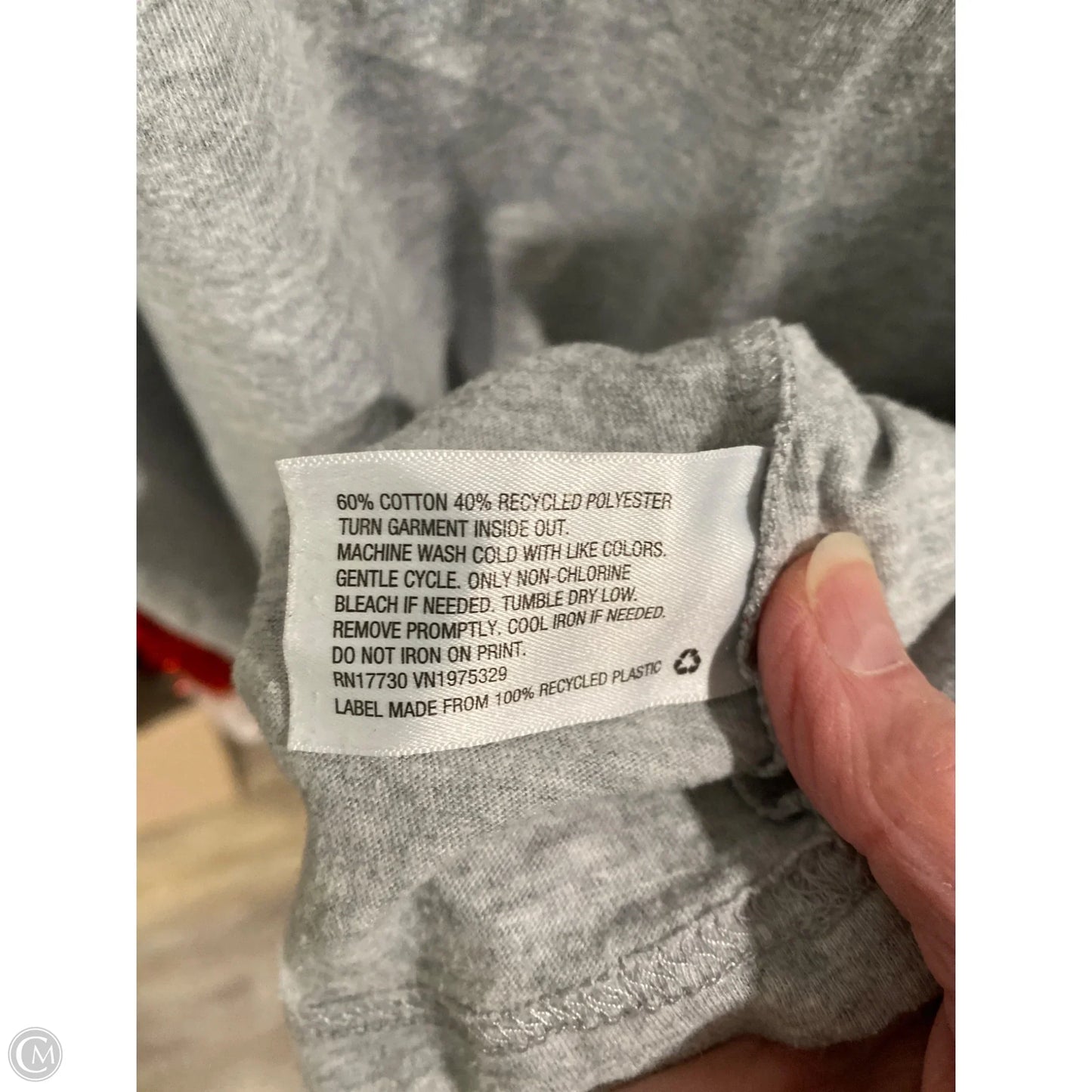 Top Short Sleeve By Clothes Mentor In Grey, Size: L