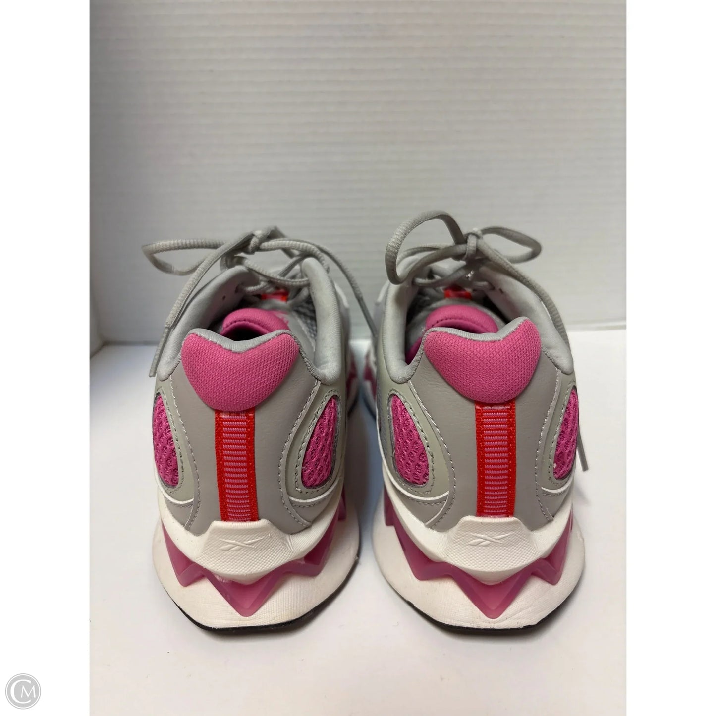 Shoes Flats By Reebok In Grey, Size: 7.5