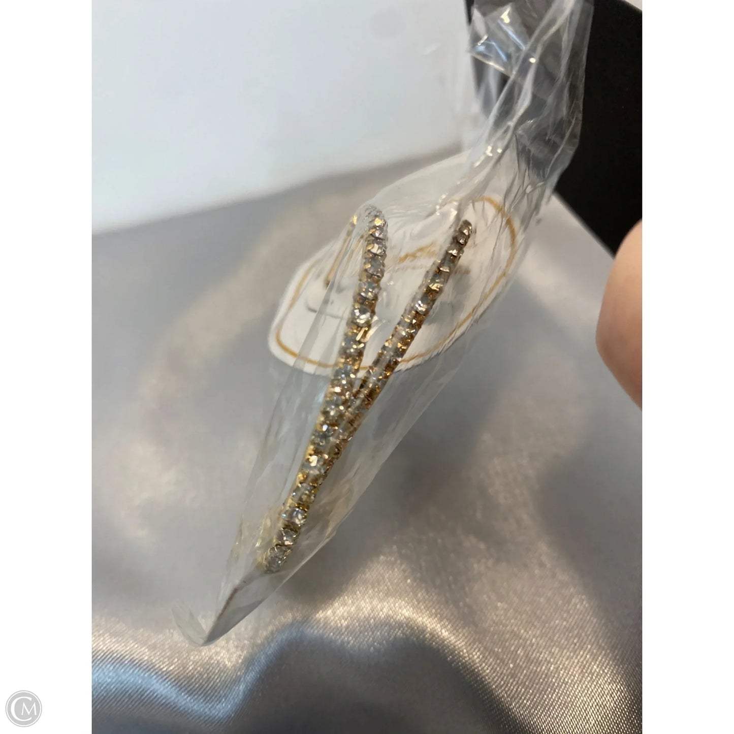 Earrings Clip By Cmf