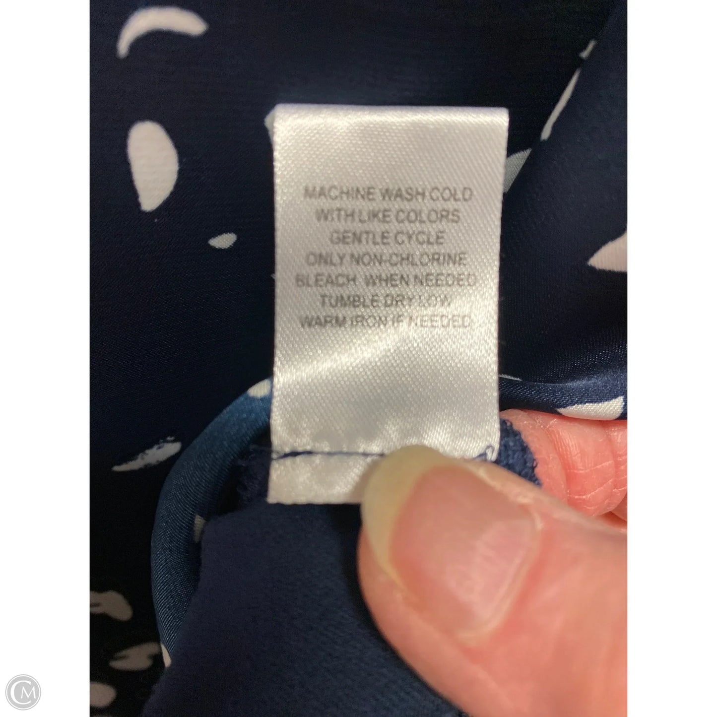 Top Sleeveless By Clothes Mentor In Navy, Size: M