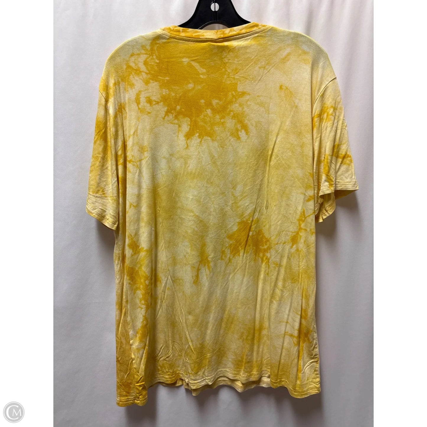 Top Short Sleeve By Clothes Mentor In Yellow, Size: Xl