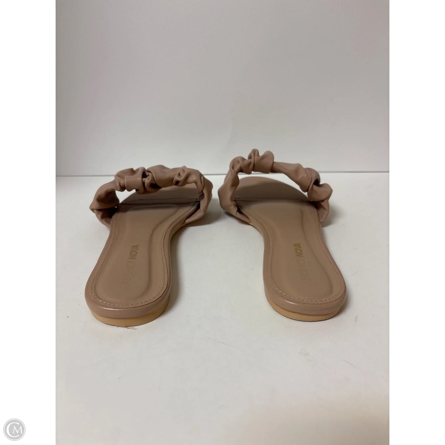 Sandals Flats By Fashion Nova In Beige, Size: 10