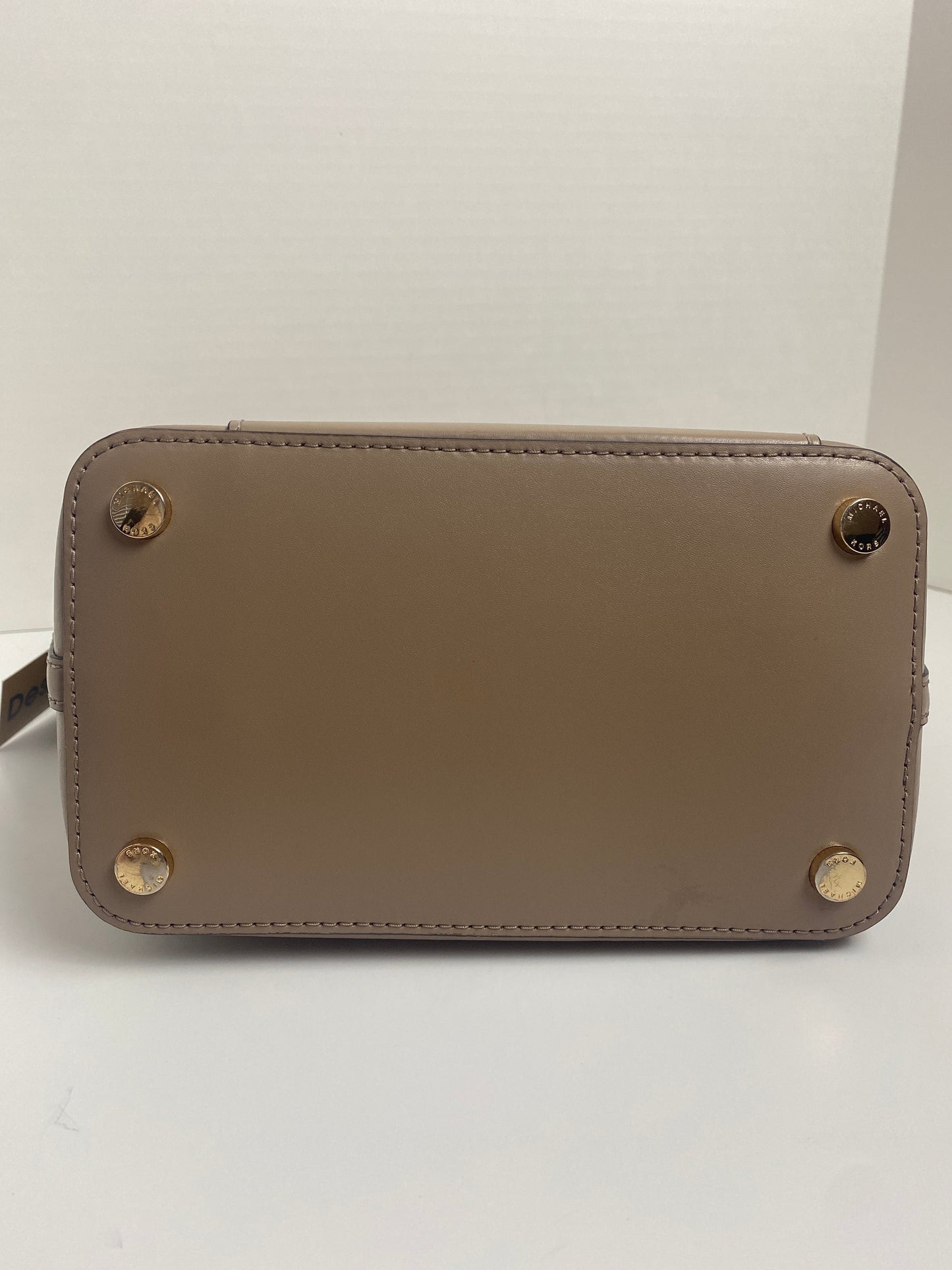 Handbag Designer By Michael Kors Size: Medium