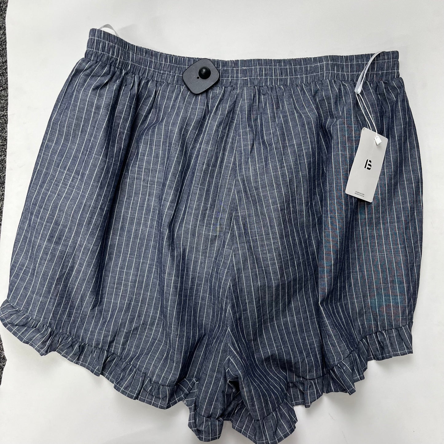 Shorts By Bloomchic NWT Size: 18