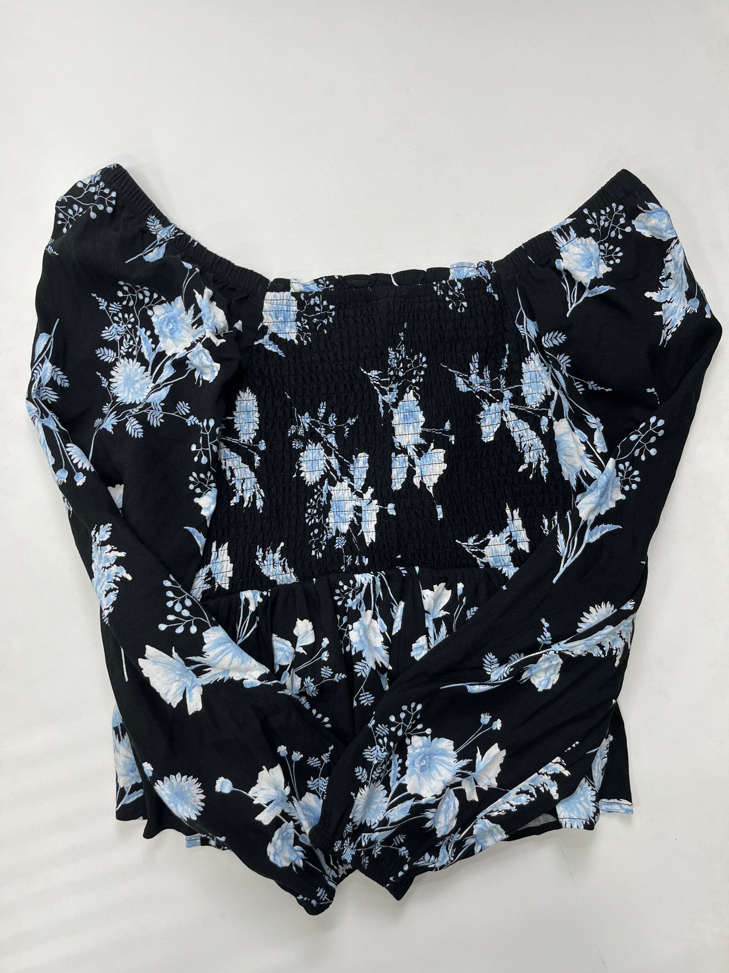 Top Long Sleeve By Torrid NWT Size: L