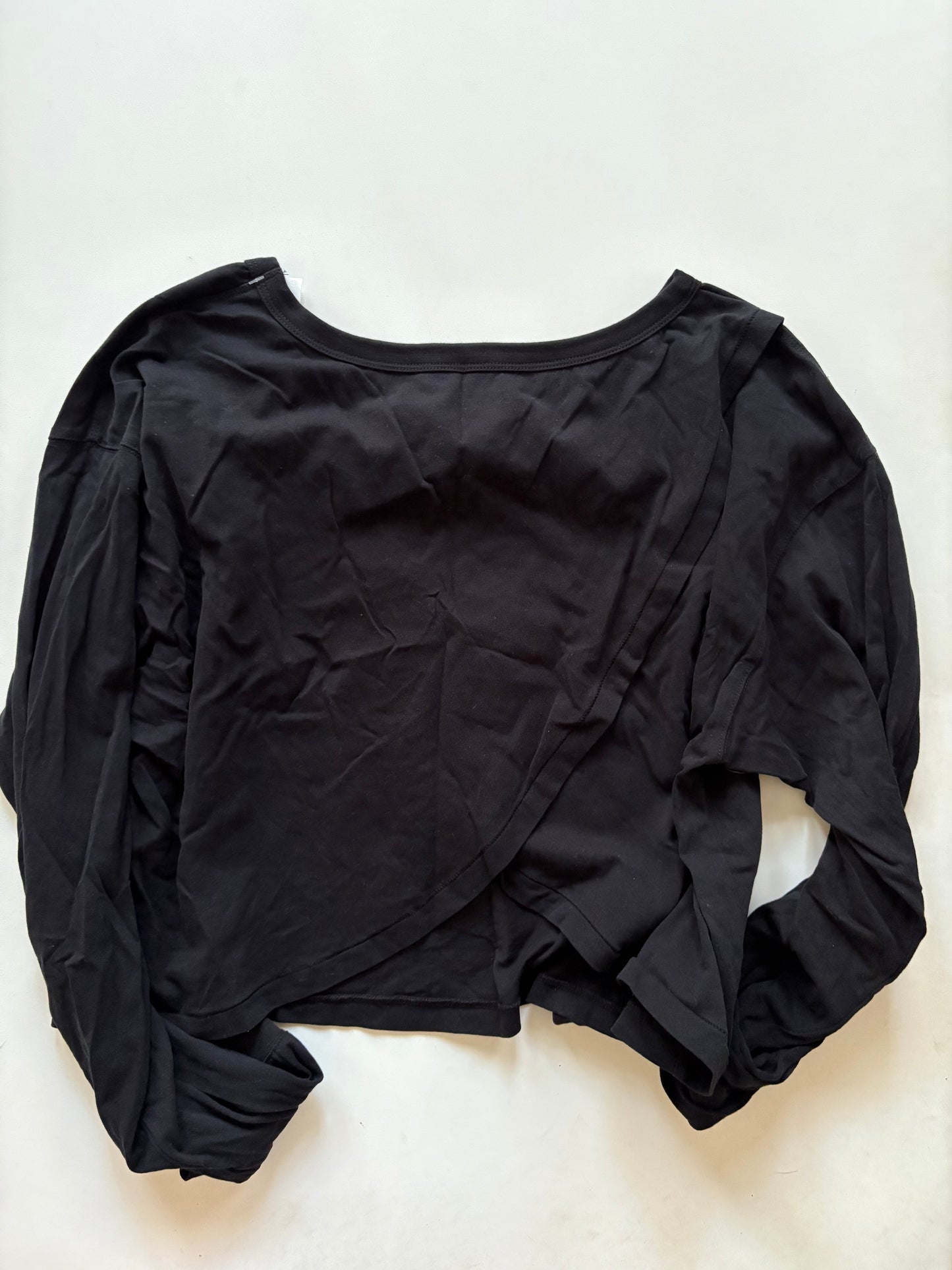 Athletic Top Long Sleeve Crewneck By Fabletics In Black, Size: L