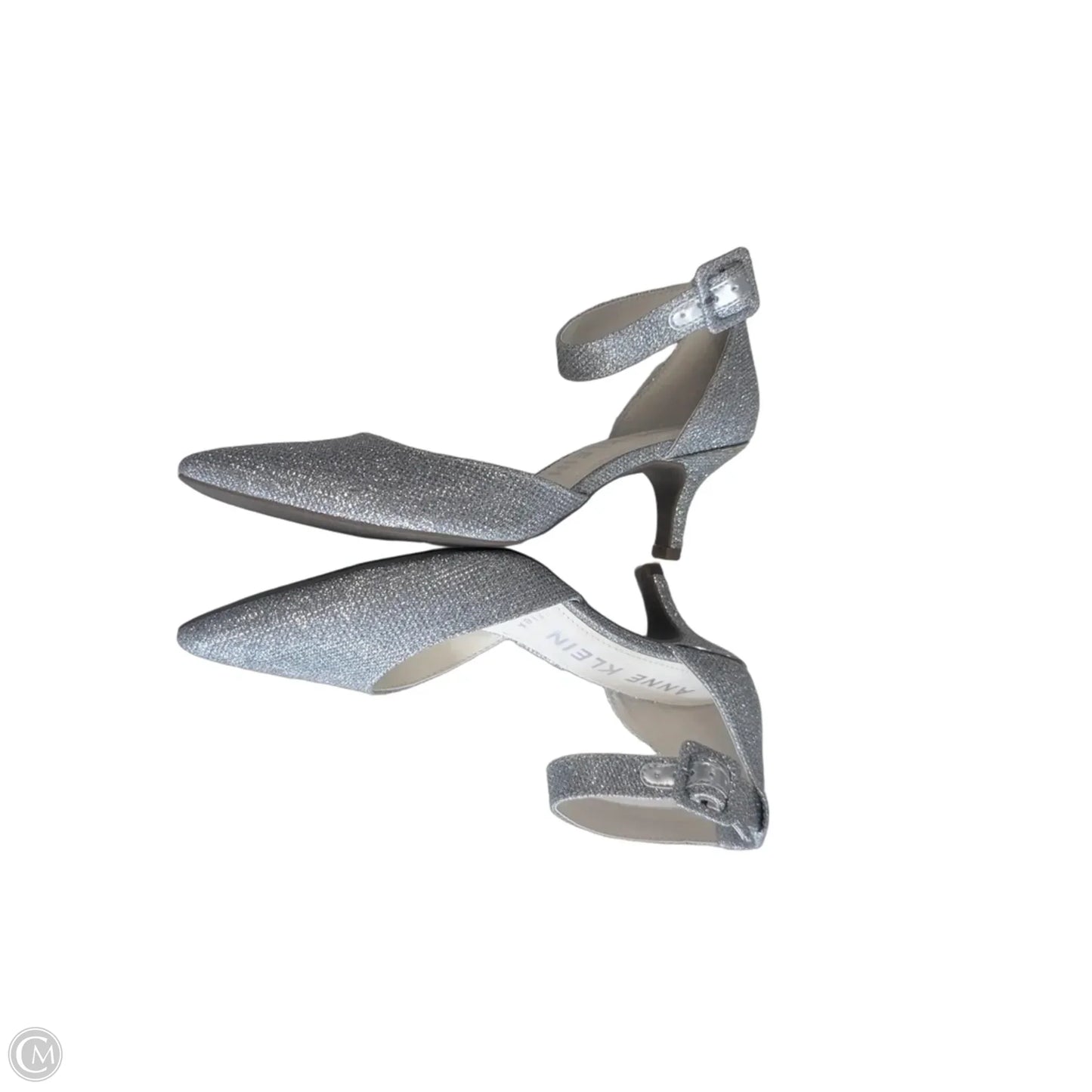 Shoes Heels Kitten By Anne Klein In Silver, Size: 6.5