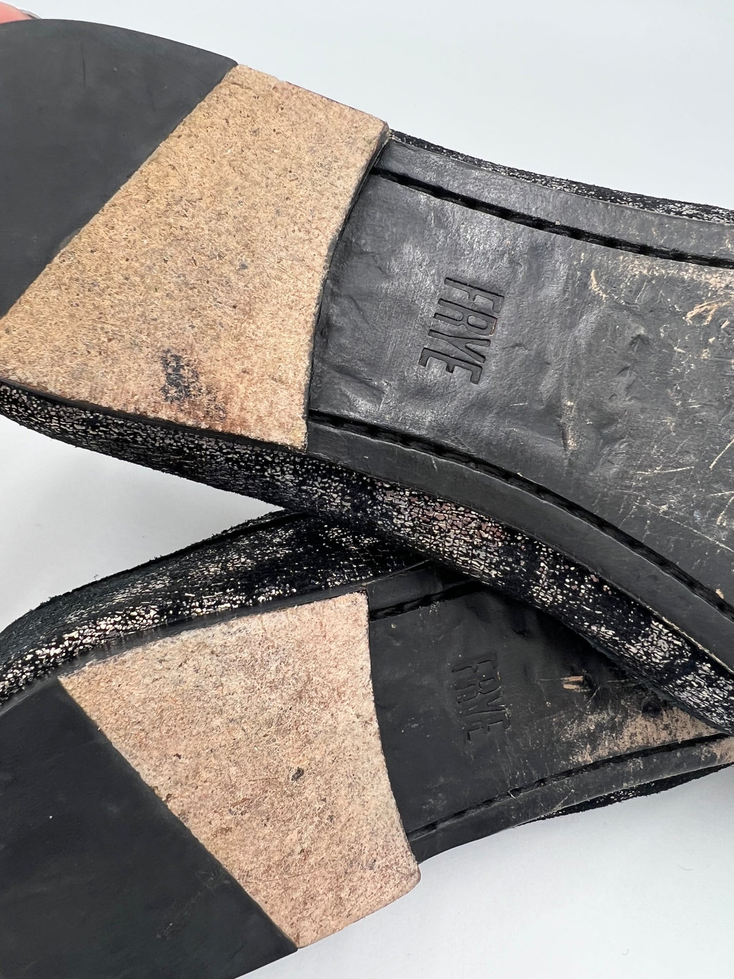 Shoes Designer By Frye Size: 9.5