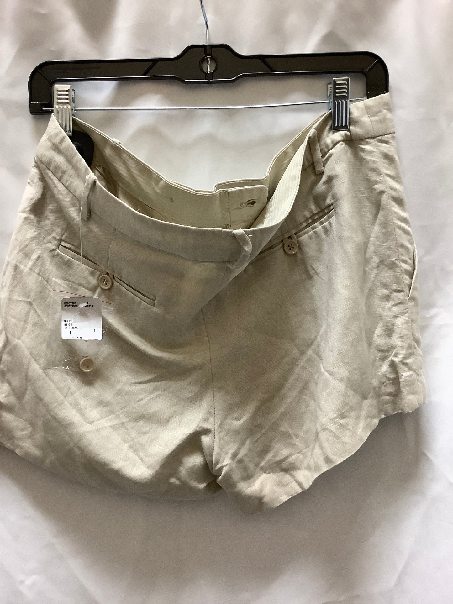 Shorts By Clothes Mentor Size: L