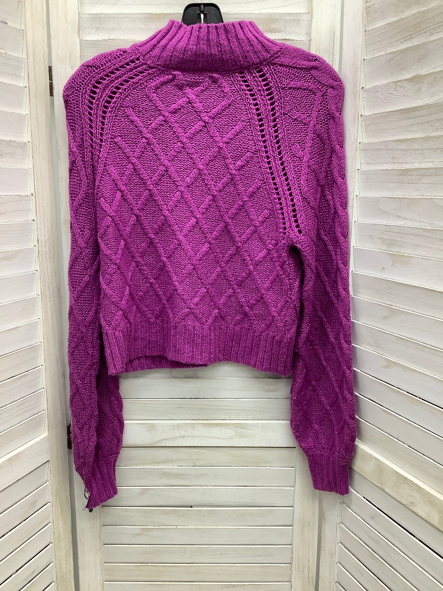 Sweater By American Eagle Size: Xs