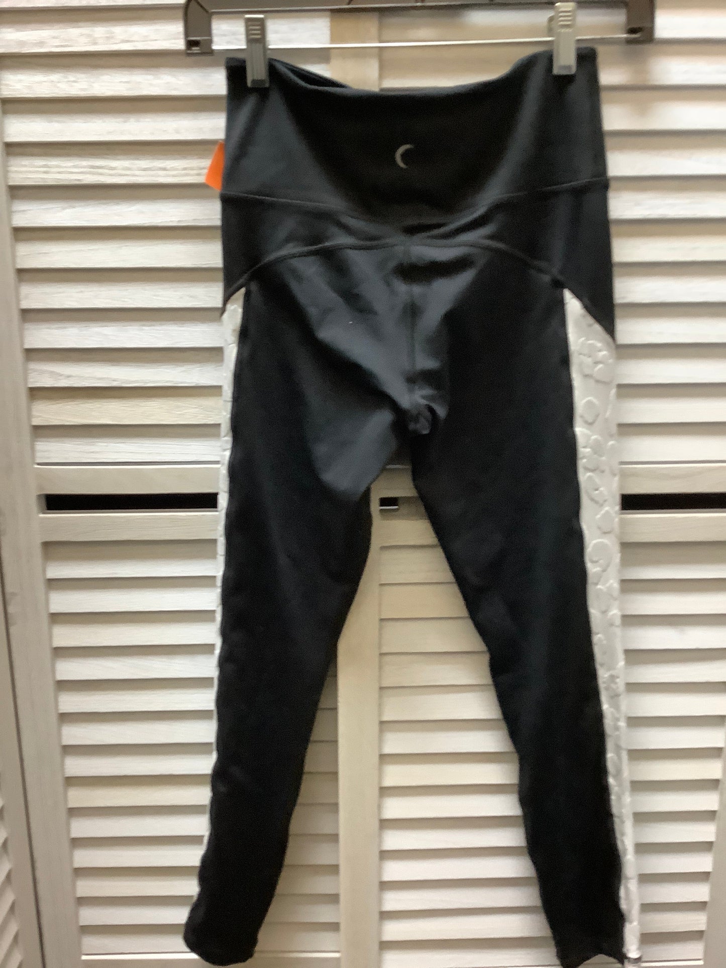 Athletic Leggings Capris By Zyia Size: S