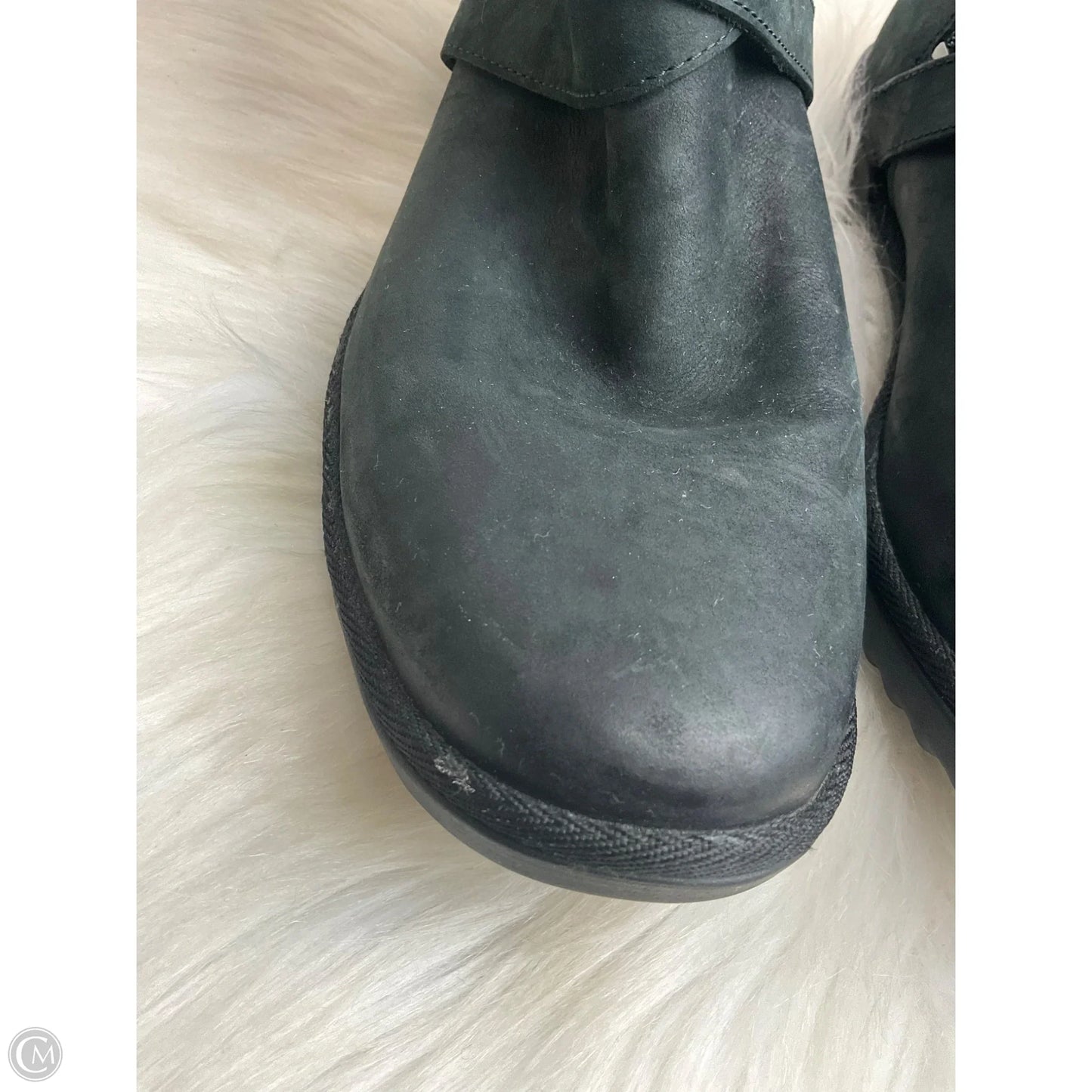 Boots Designer By Ugg In Black, Size: 8