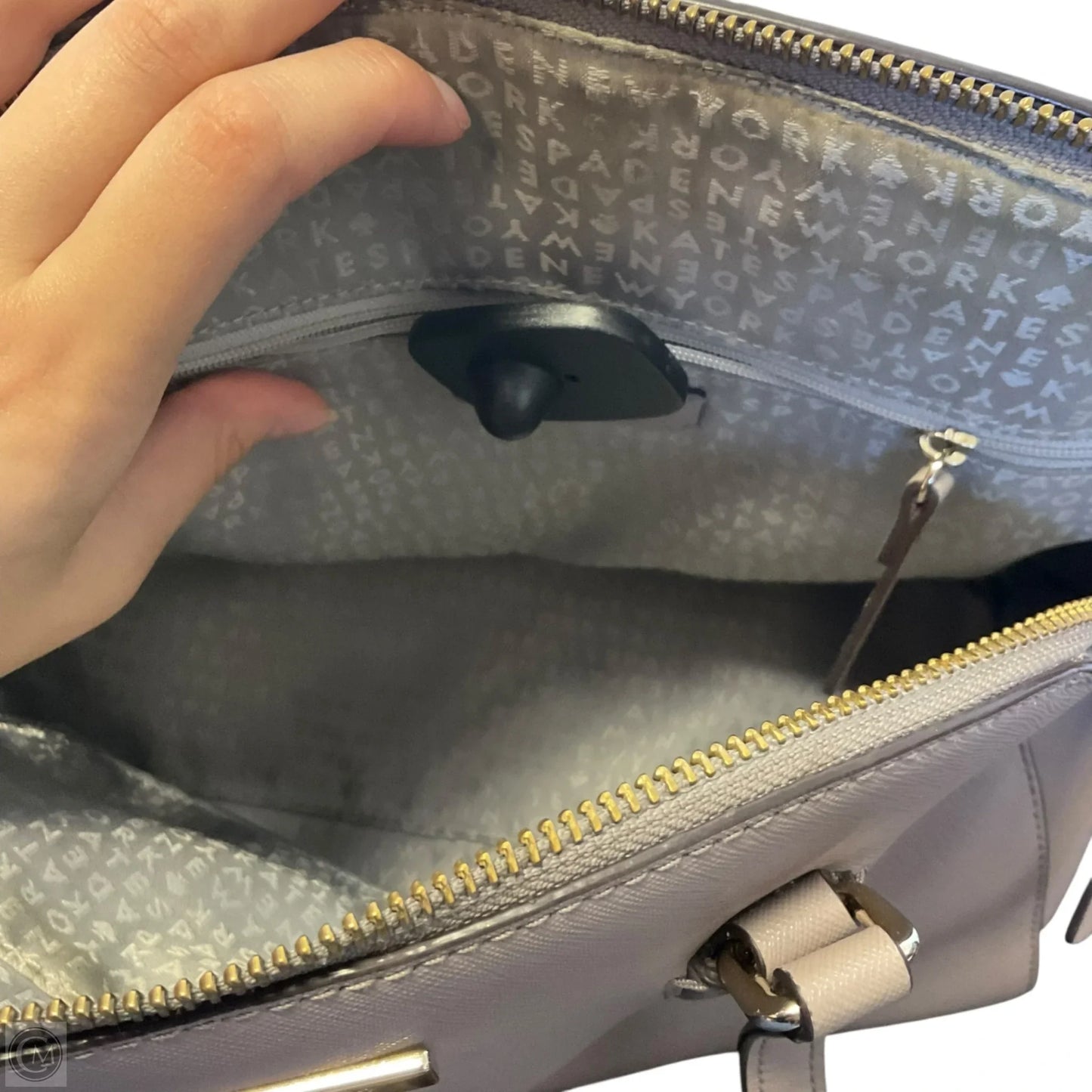 Crossbody Designer By Kate Spade, Size: Medium