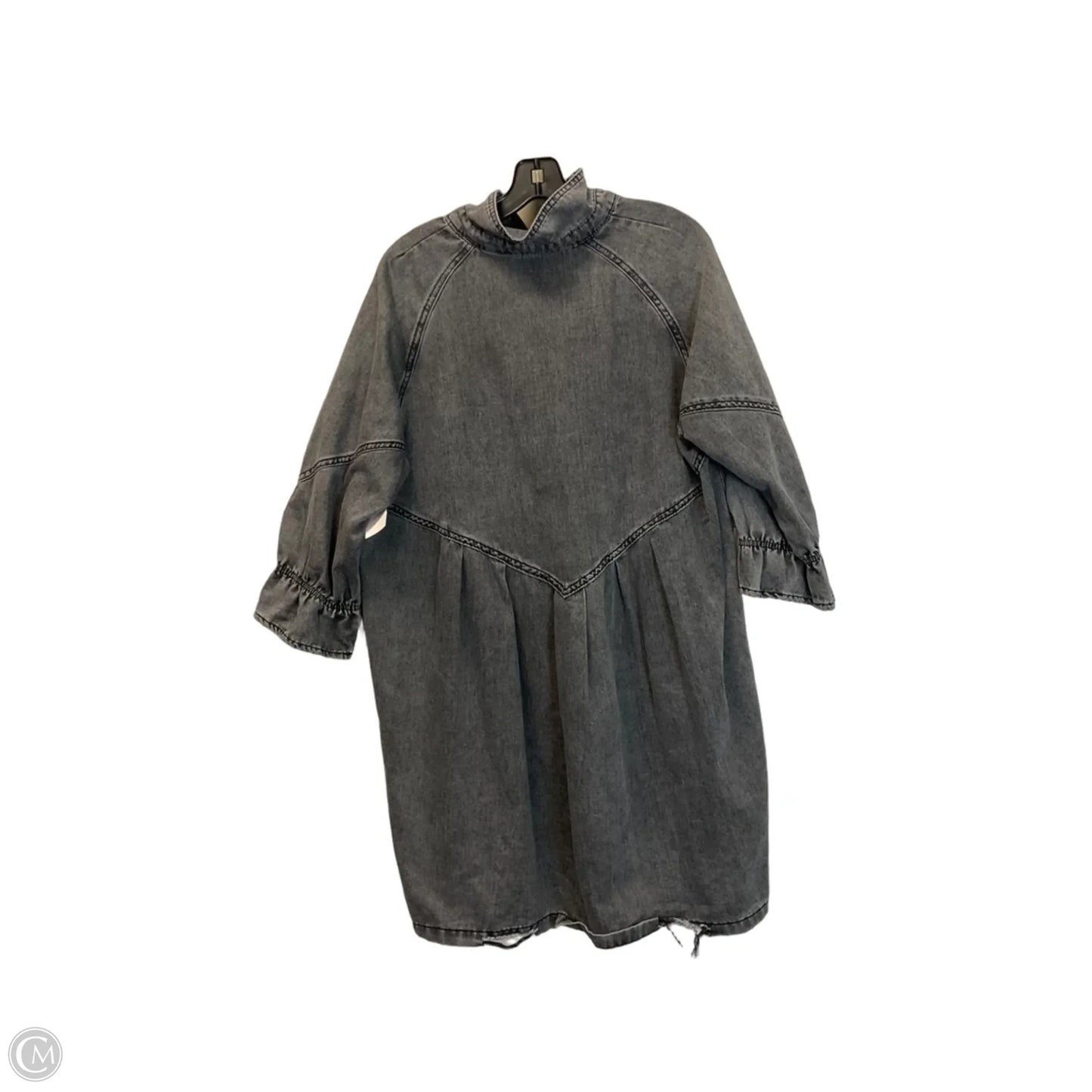 Dress Casual Short By Clothes Mentor In Grey Denim, Size: M