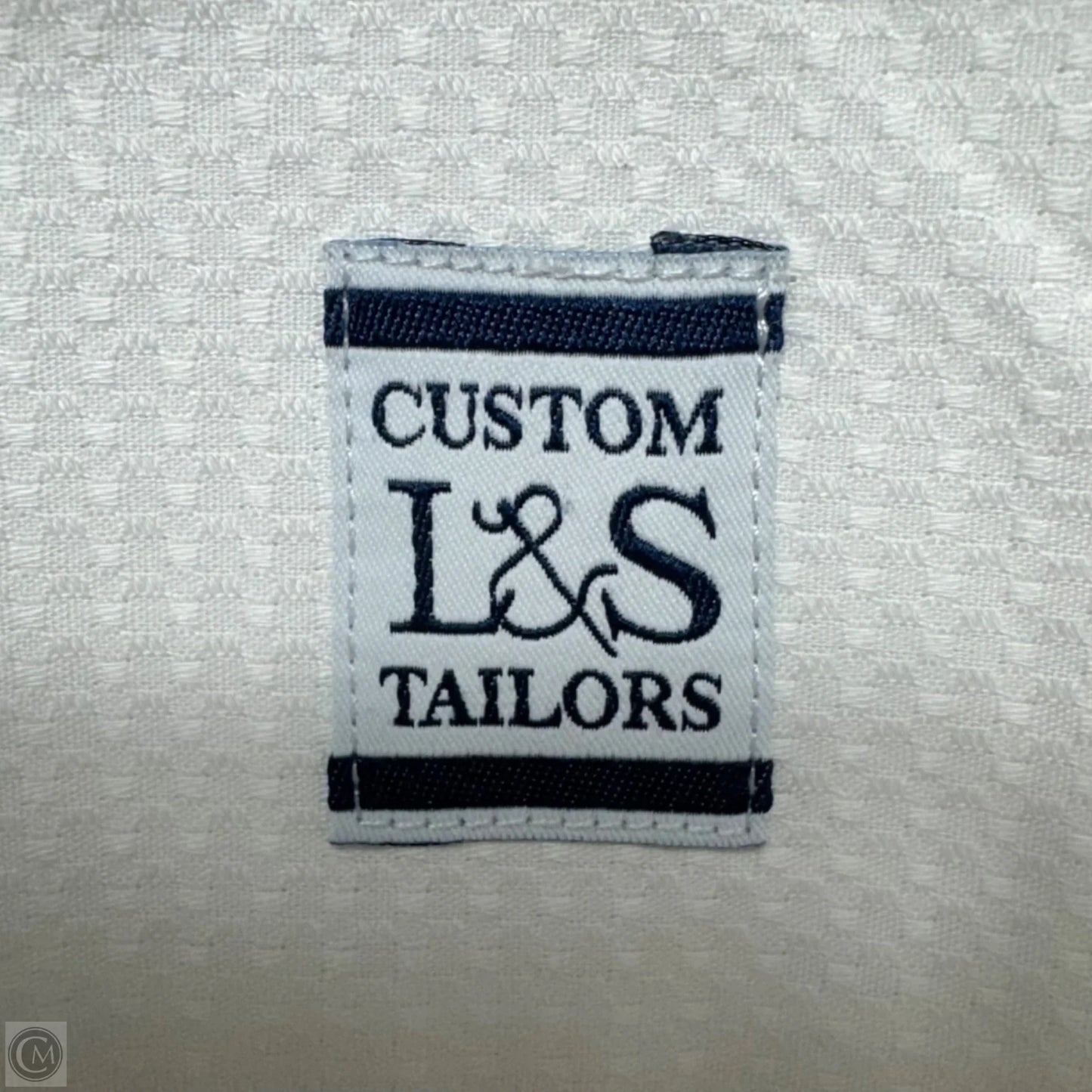 Top Long Sleeve By L&S Custom Tailors In White, Size: XL ESTIMATED