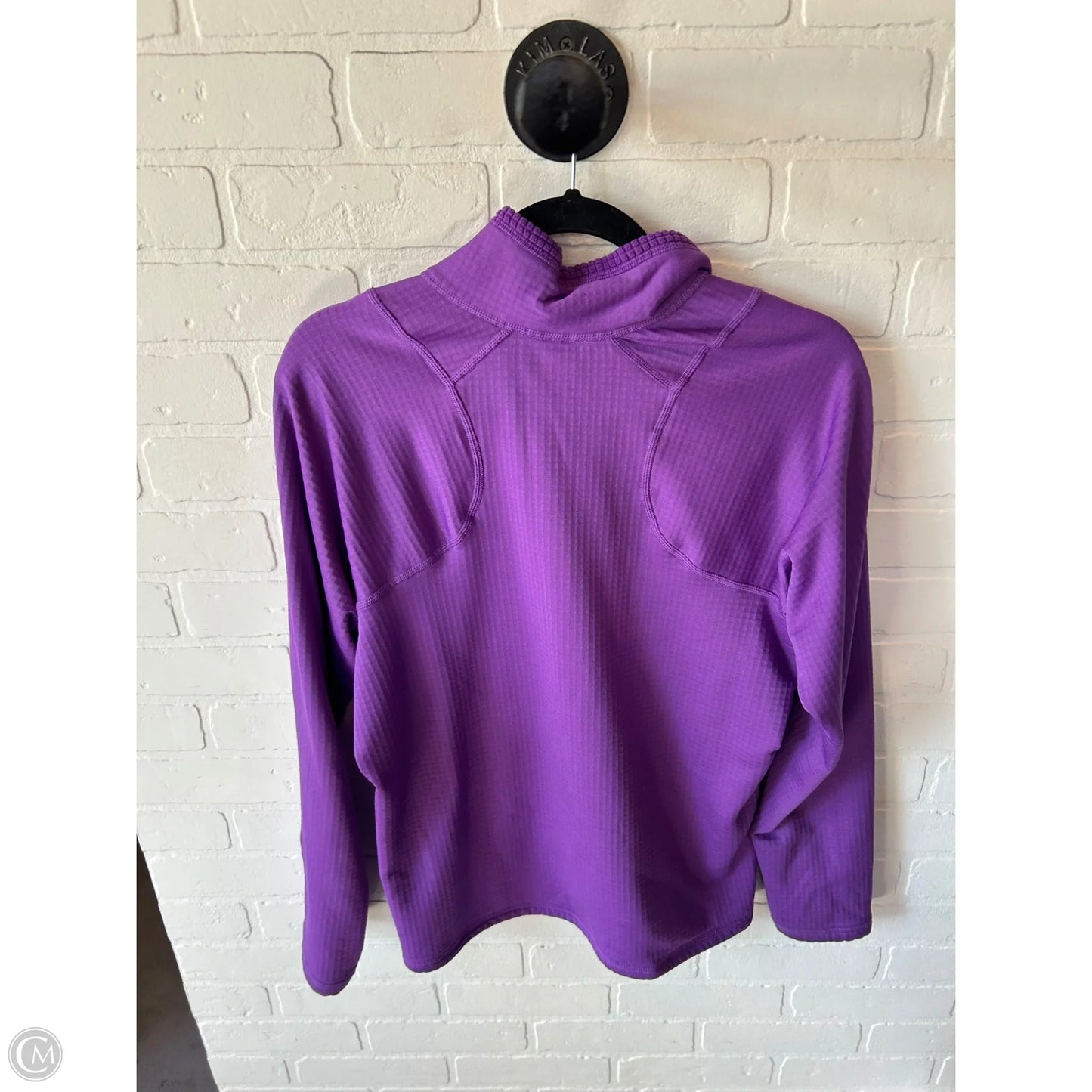 Athletic Top Long Sleeve Collar By Patagonia In Purple, Size: L