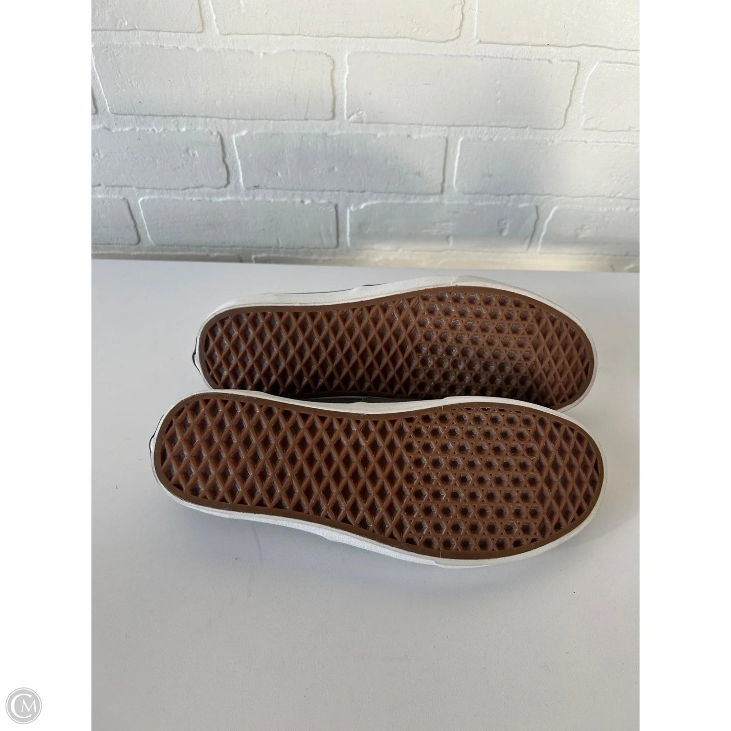 Shoes Sneakers By Vans In Grey & White, Size: 10.5