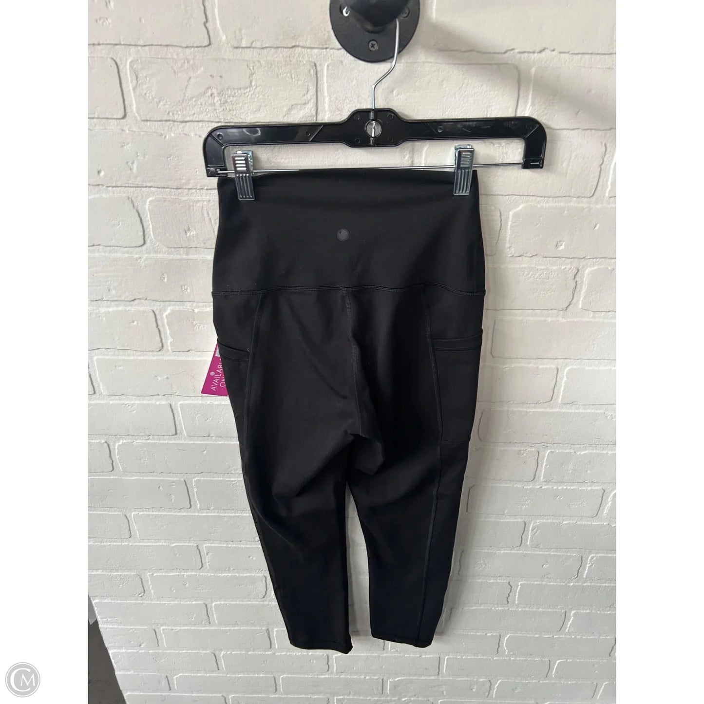 Athletic Capris By Yogalicious In Black, Size: S