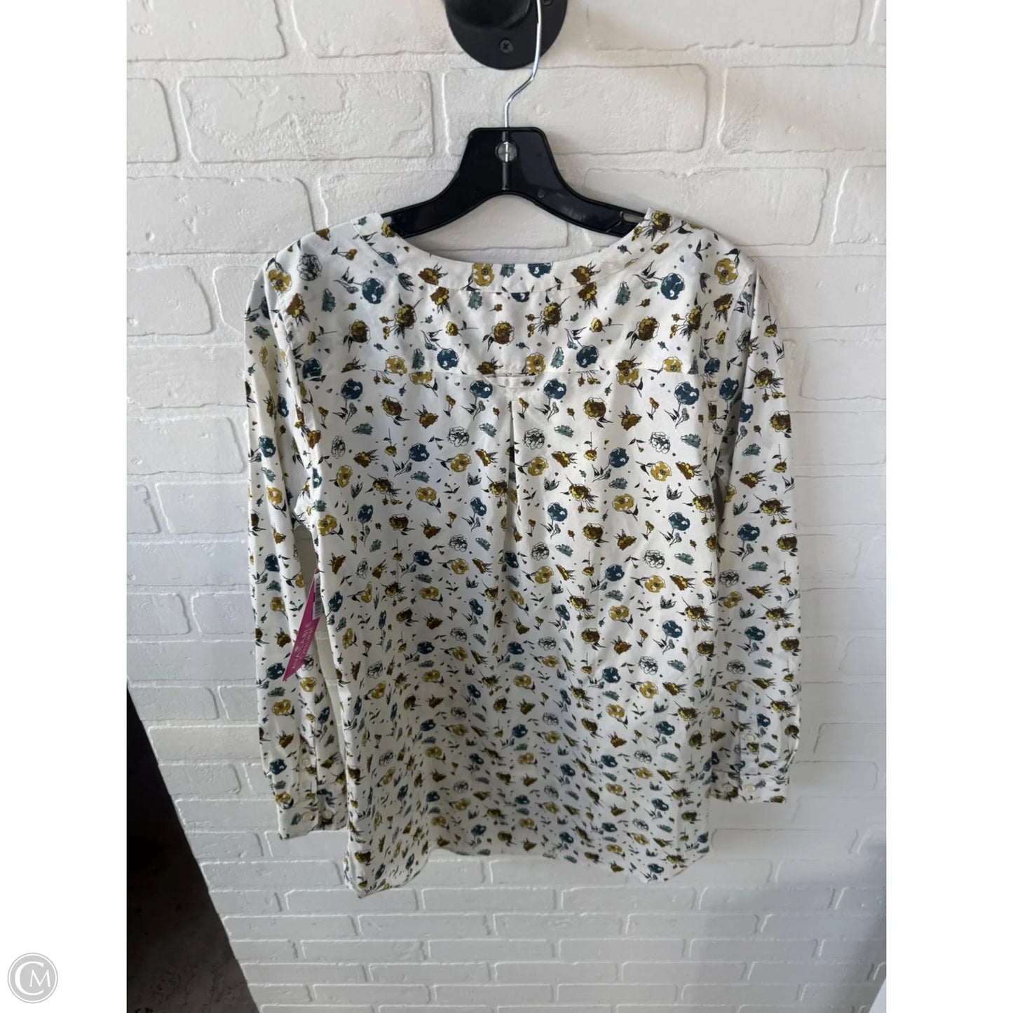 Dress Casual Short By Duluth Trading In Blue & Cream, Size: S