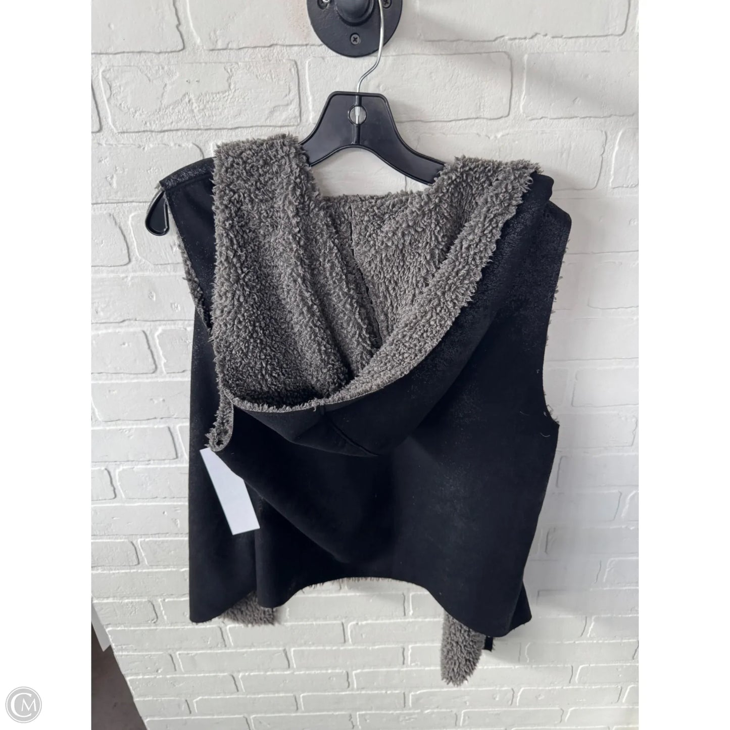 Vest Faux Fur & Sherpa By Dylan In Black & Grey, Size: L