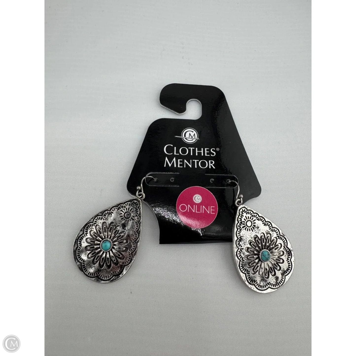 Earrings Dangle/drop By Clothes Mentor