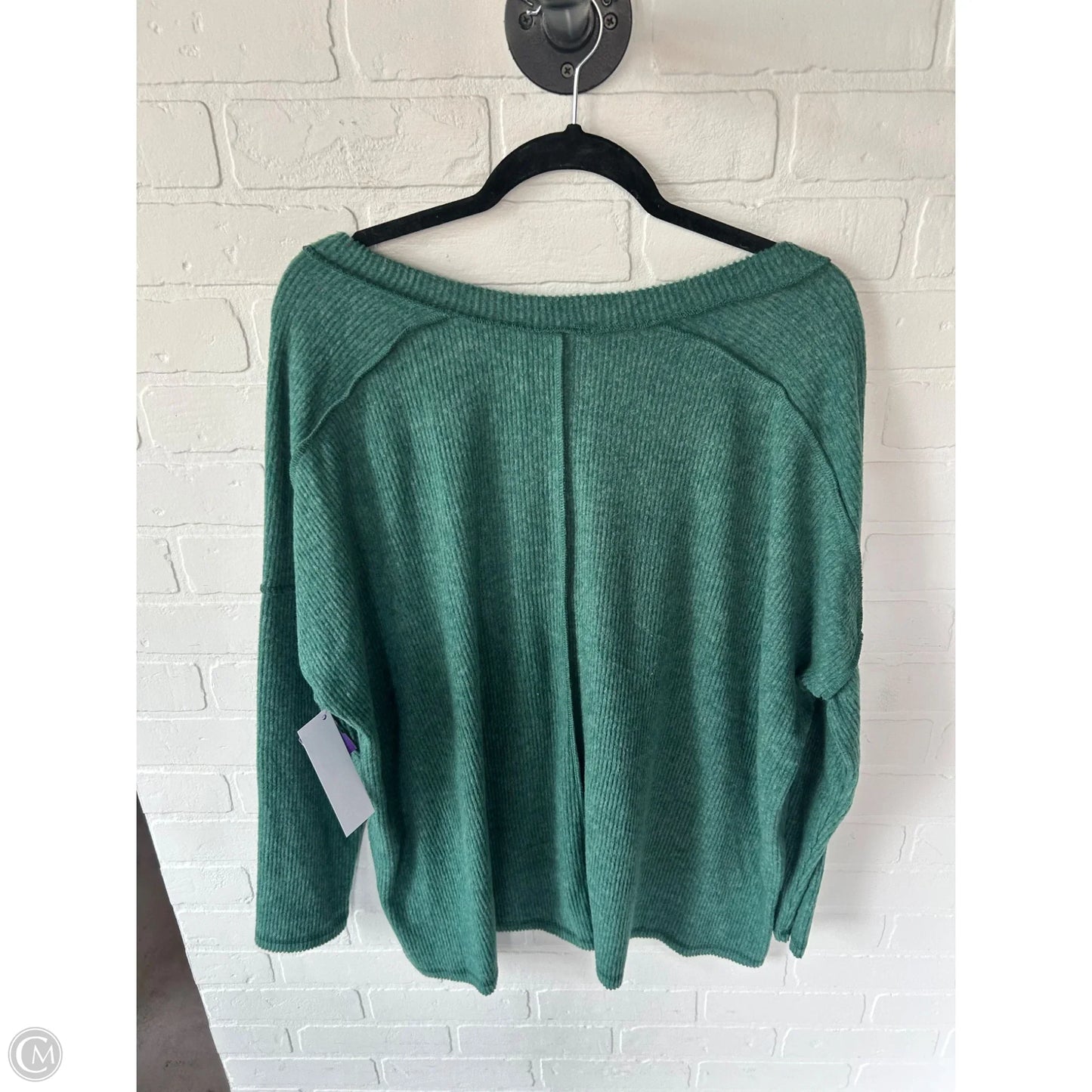 Top Long Sleeve By Zenana Outfitters In Green, Size: 1x