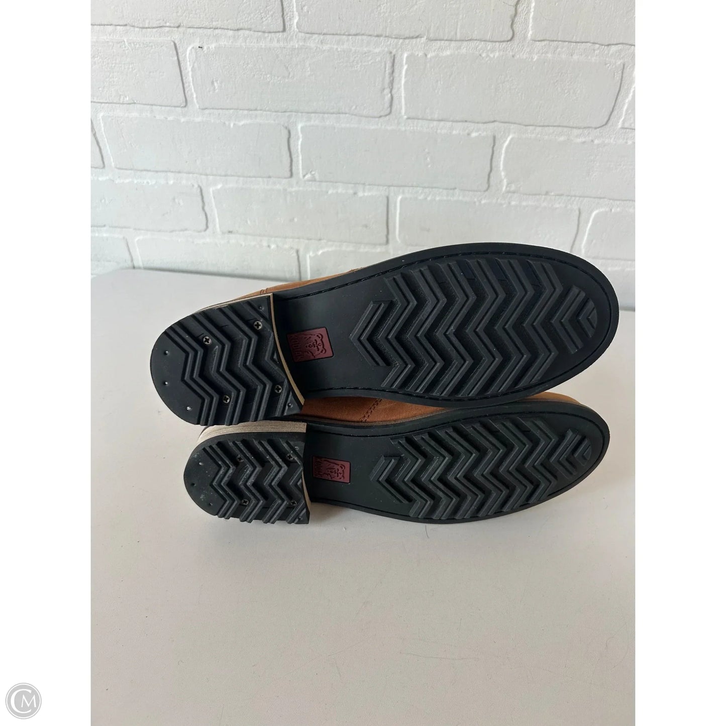 Boots Ankle Flats By Cmc In Brown, Size: 9