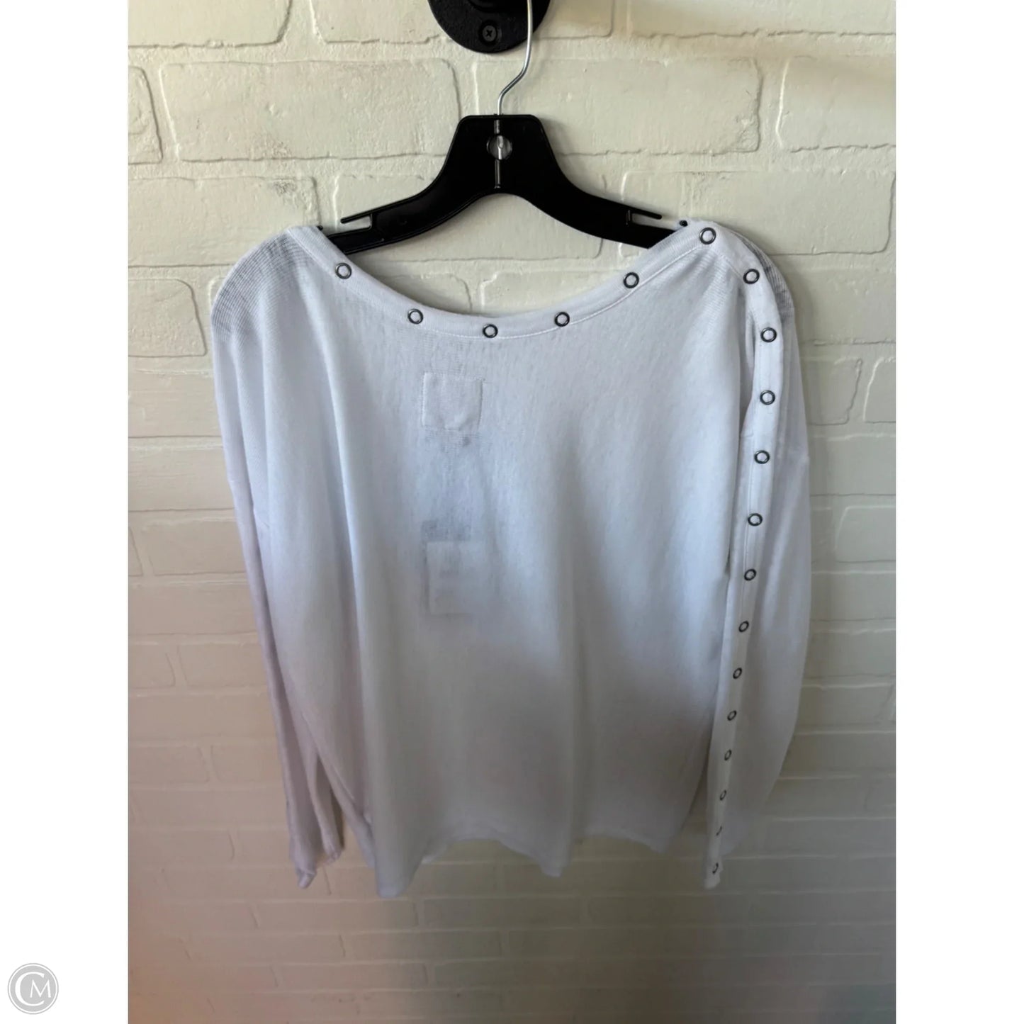 Top Long Sleeve By Chaser In White, Size: M