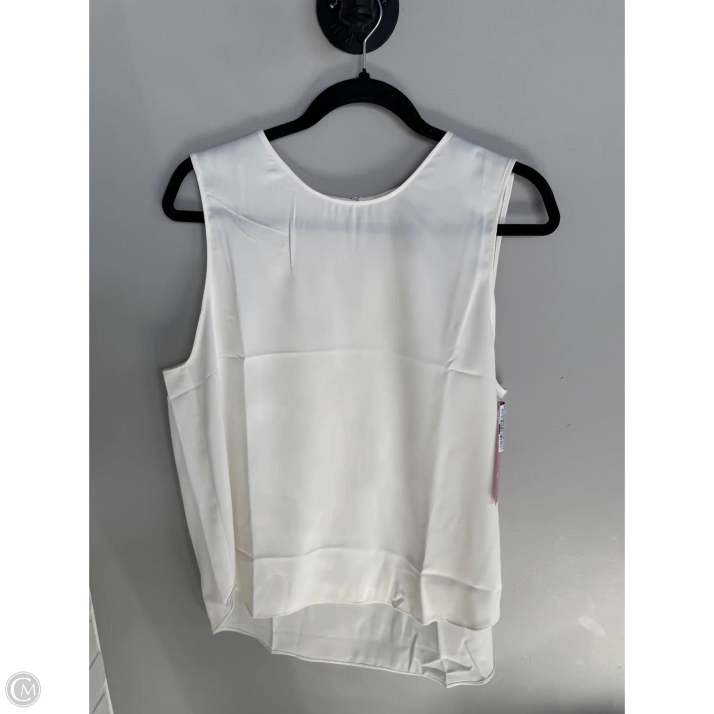 Top Sleeveless By Banana Republic In Cream, Size: L