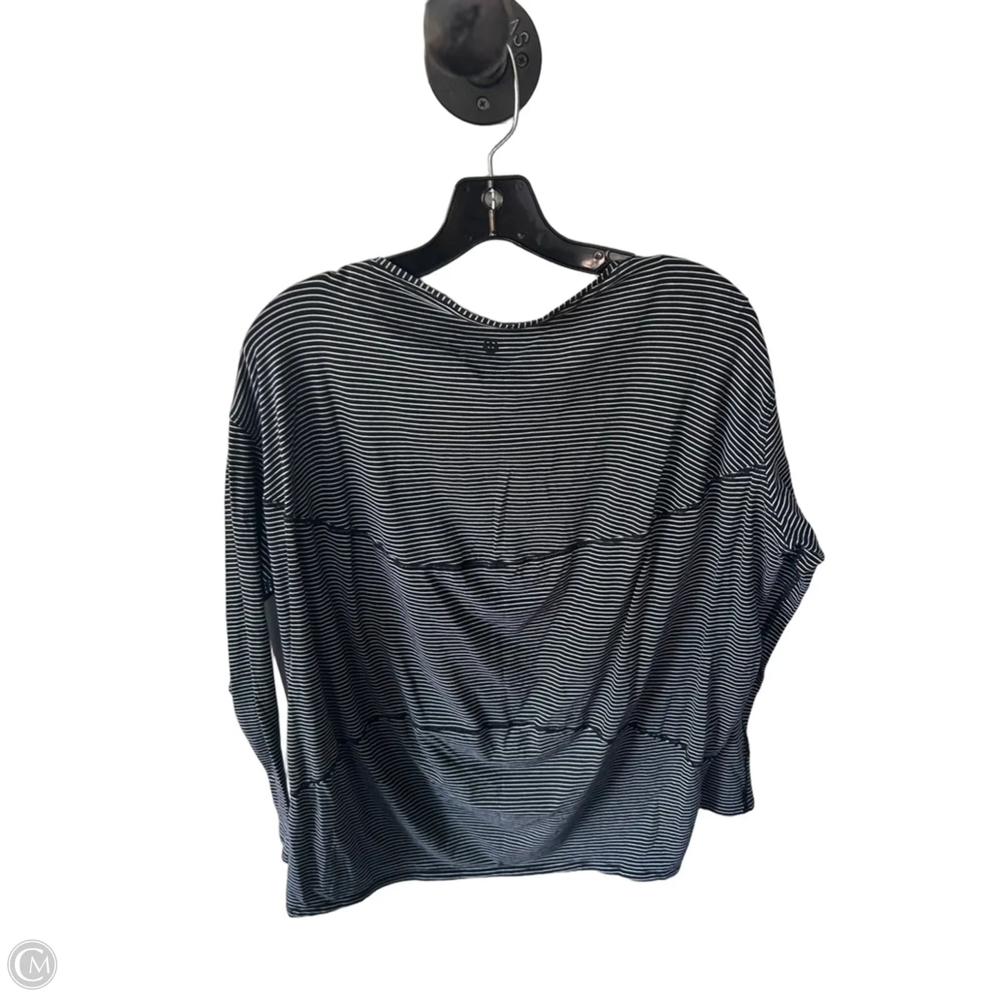 Athletic Top Long Sleeve Crewneck By Lululemon In Black & White, Size: S