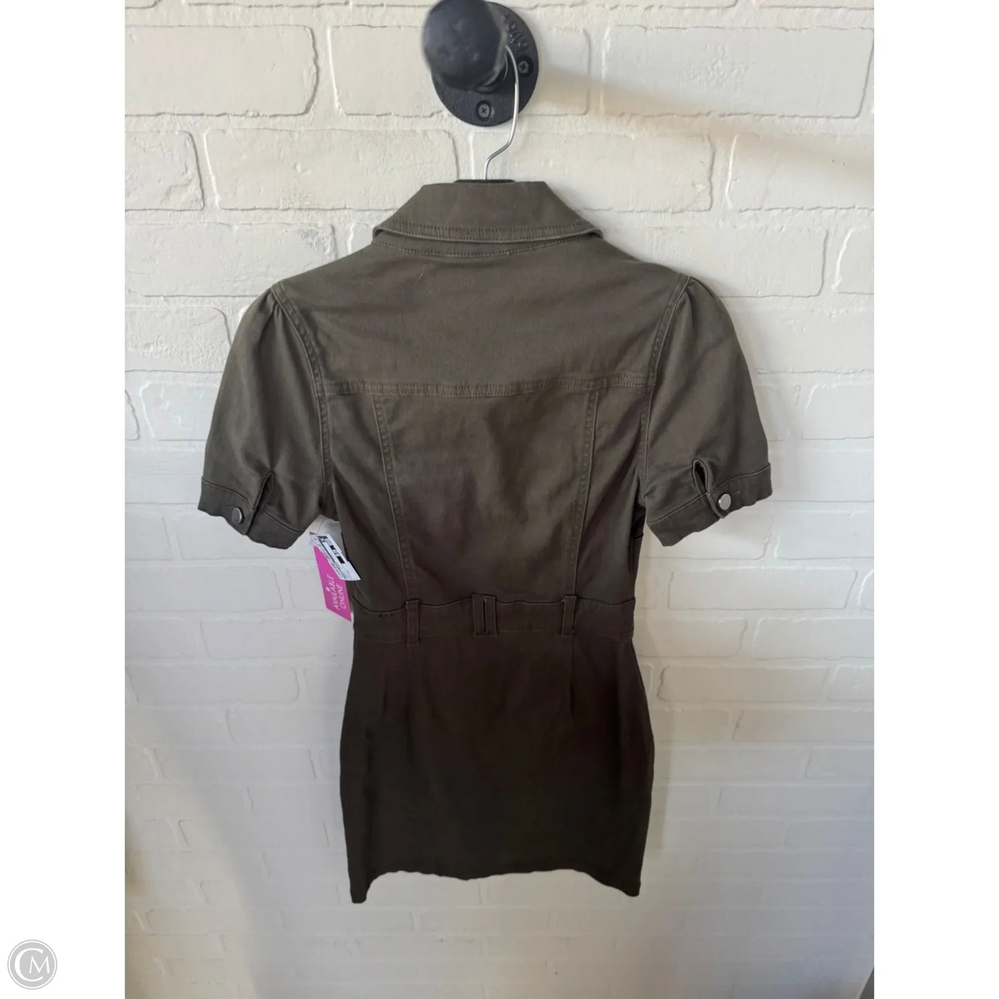 Dress Casual Short By Tinseltown In Green, Size: Xs