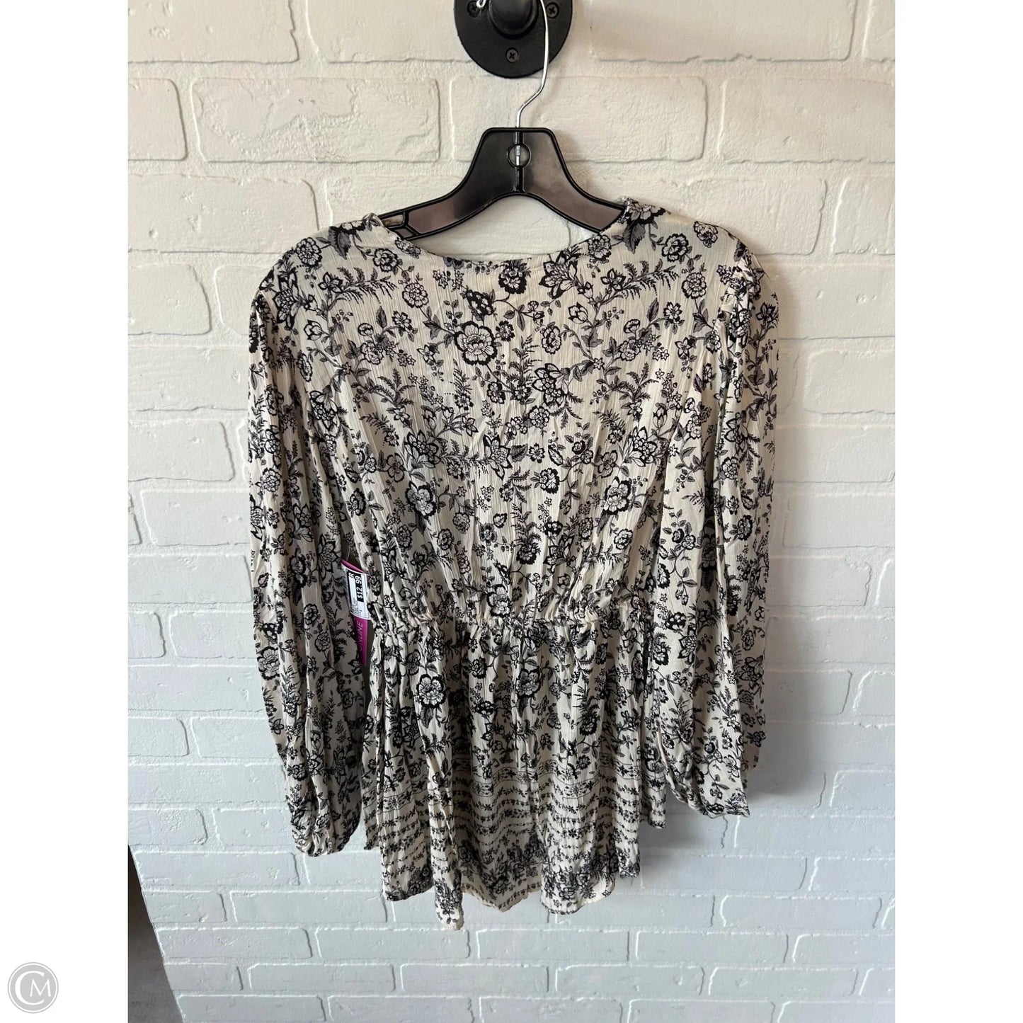 Top Long Sleeve By Miami In Black & Cream, Size: S