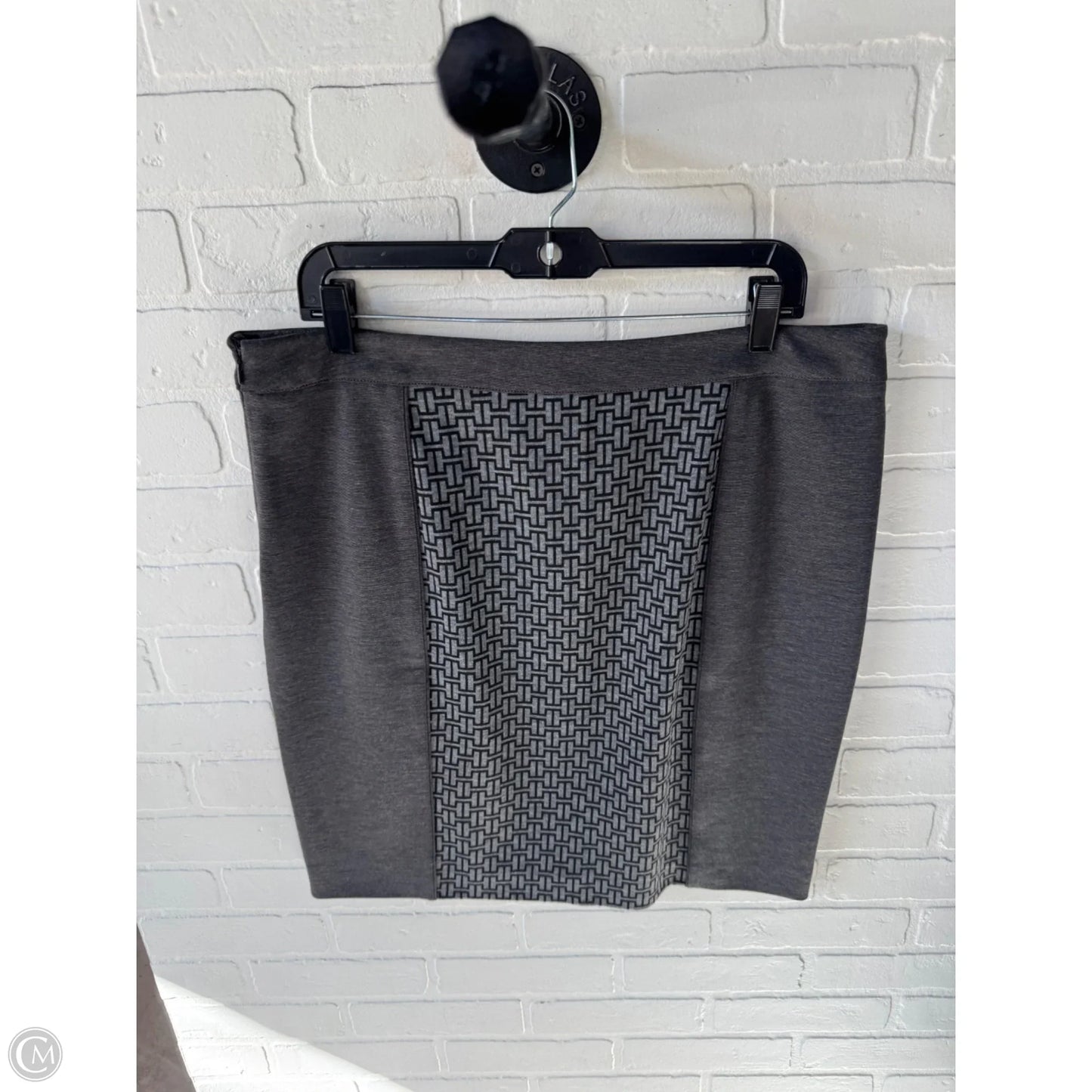 Skirt Mini & Short By Rafaella In Grey, Size: 14