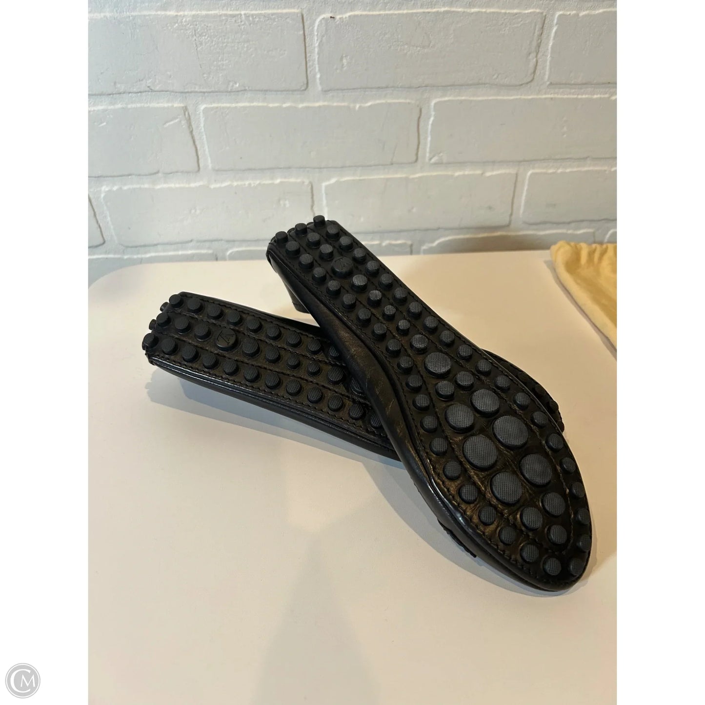 Shoes Luxury Designer By Louis Vuitton In Black, Size: 8