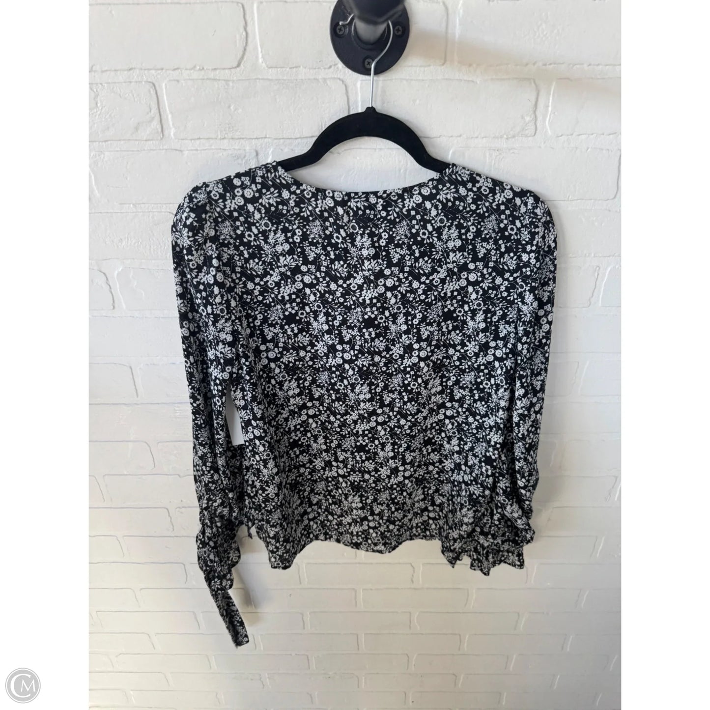 Top Long Sleeve By Cece In Black & White, Size: Xs