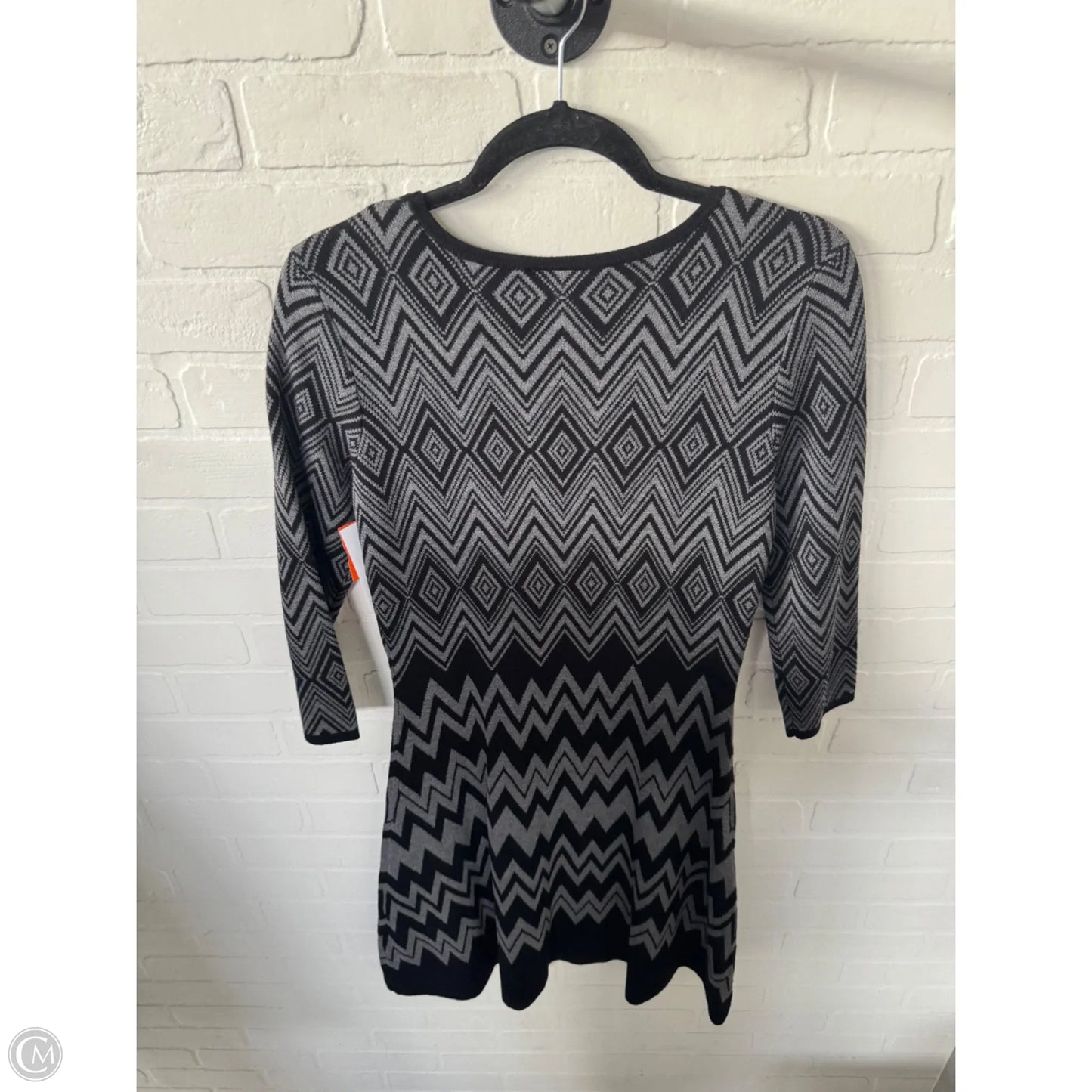 Dress Sweater By Just Taylor In Black & Grey, Size: M