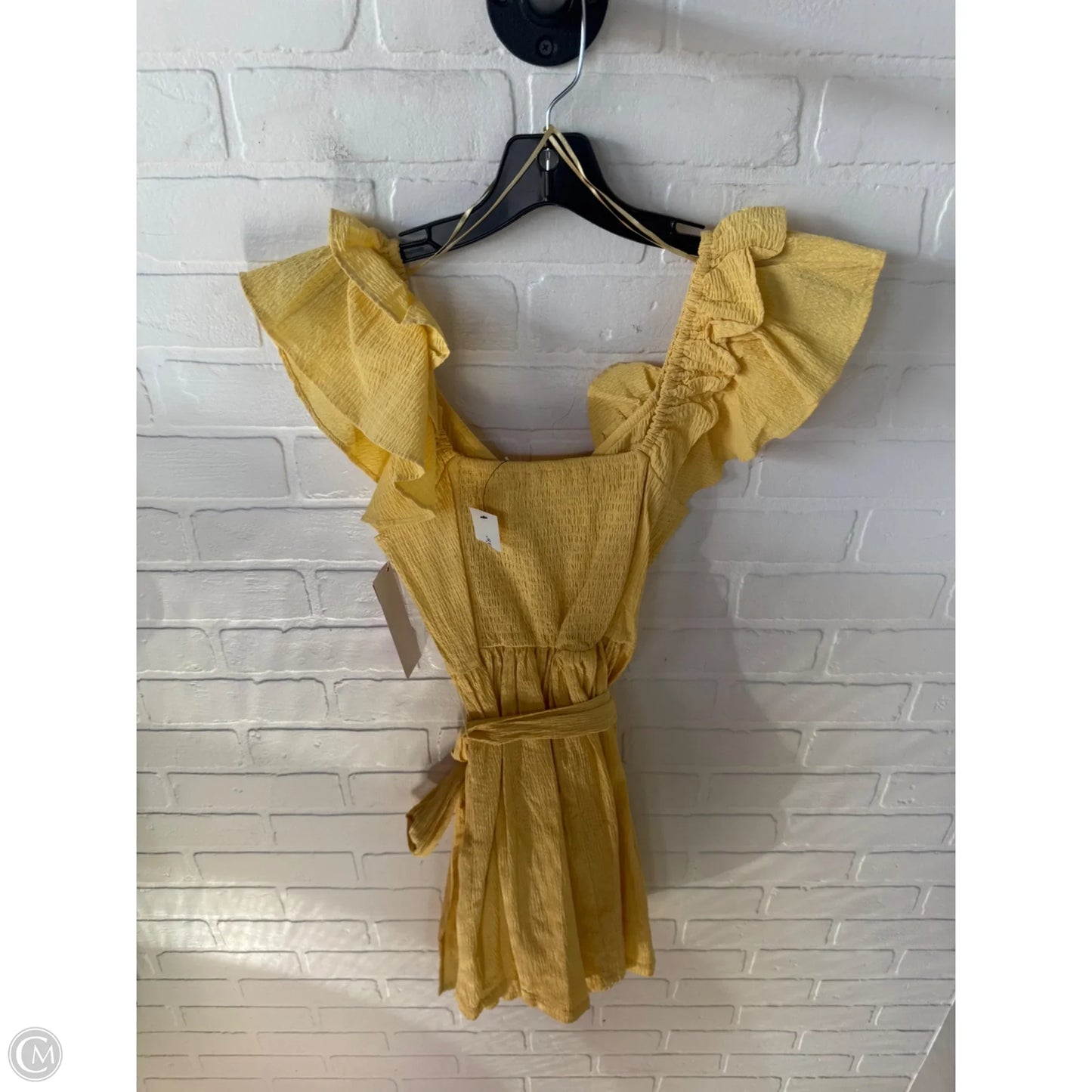 Dress Casual Short By Miami In Yellow, Size: S