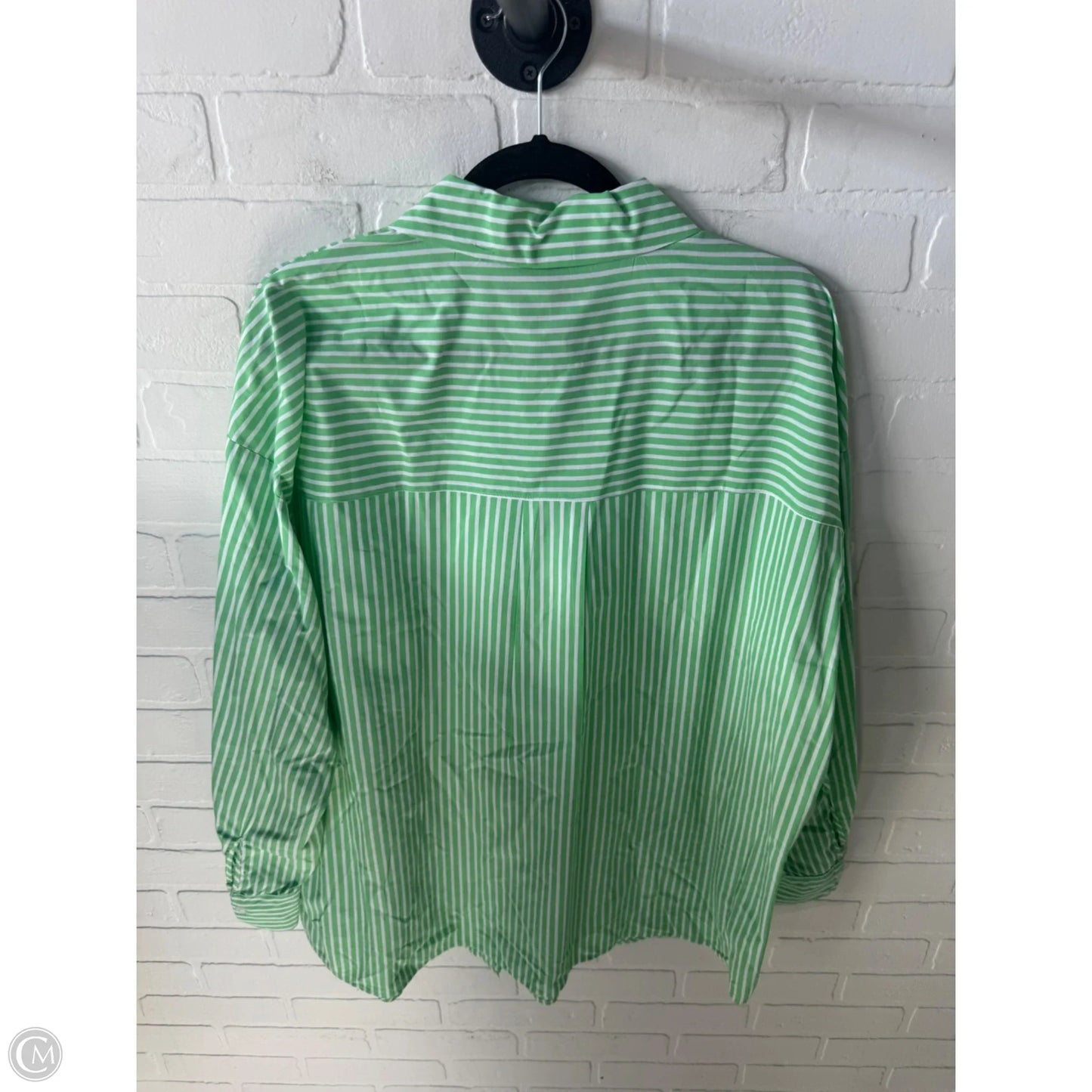 Top Long Sleeve By Divided In Green & White, Size: Xl