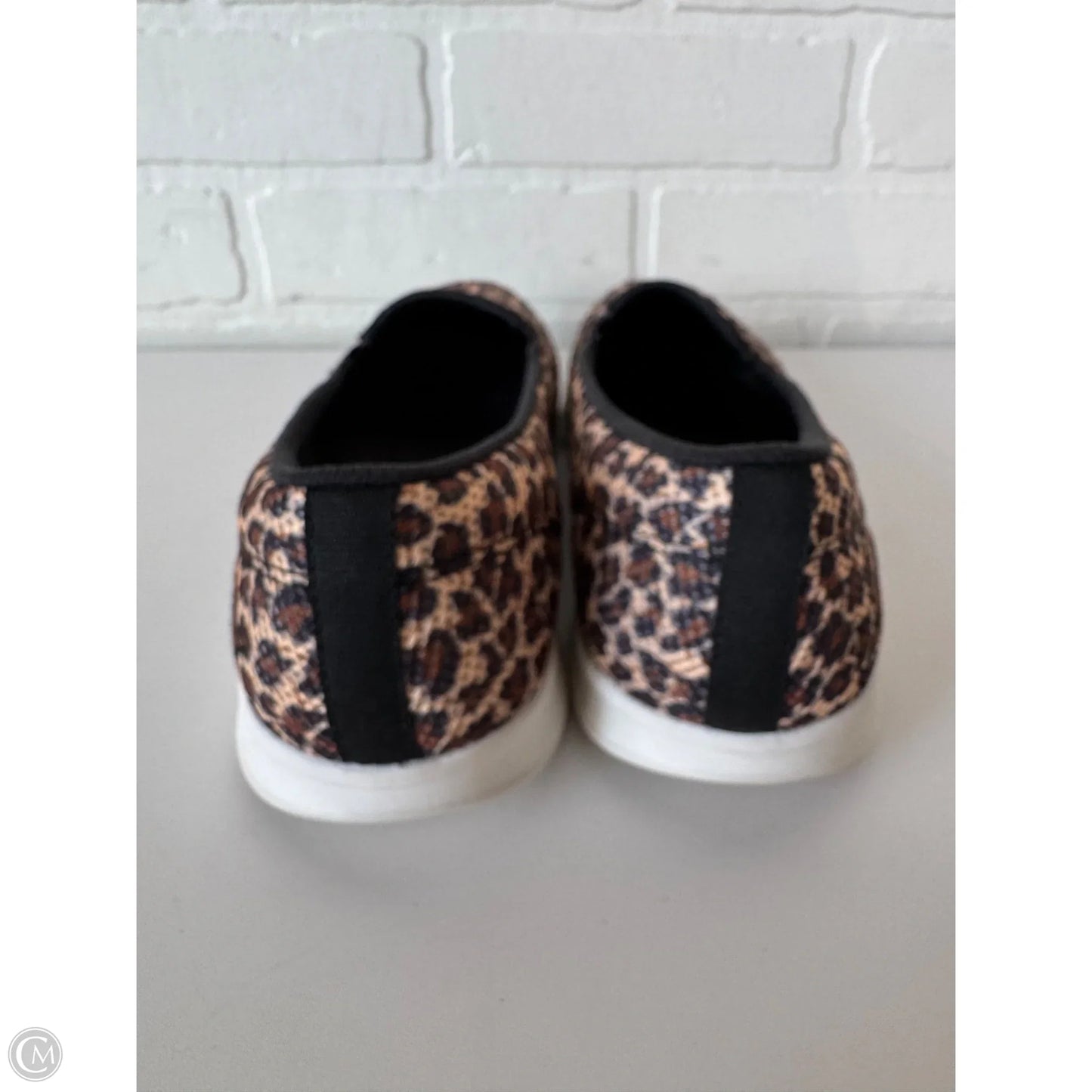 Shoes Flats By Skechers In Black & Brown, Size: 9