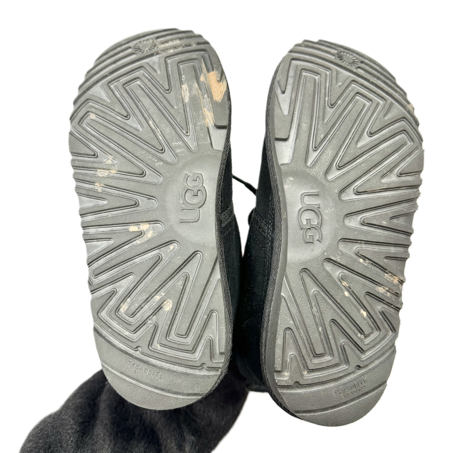 Boots Designer By Ugg In Black, Size: 5