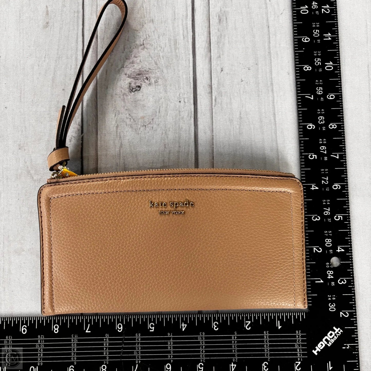 Clutch Designer By Kate Spade, Size: Medium