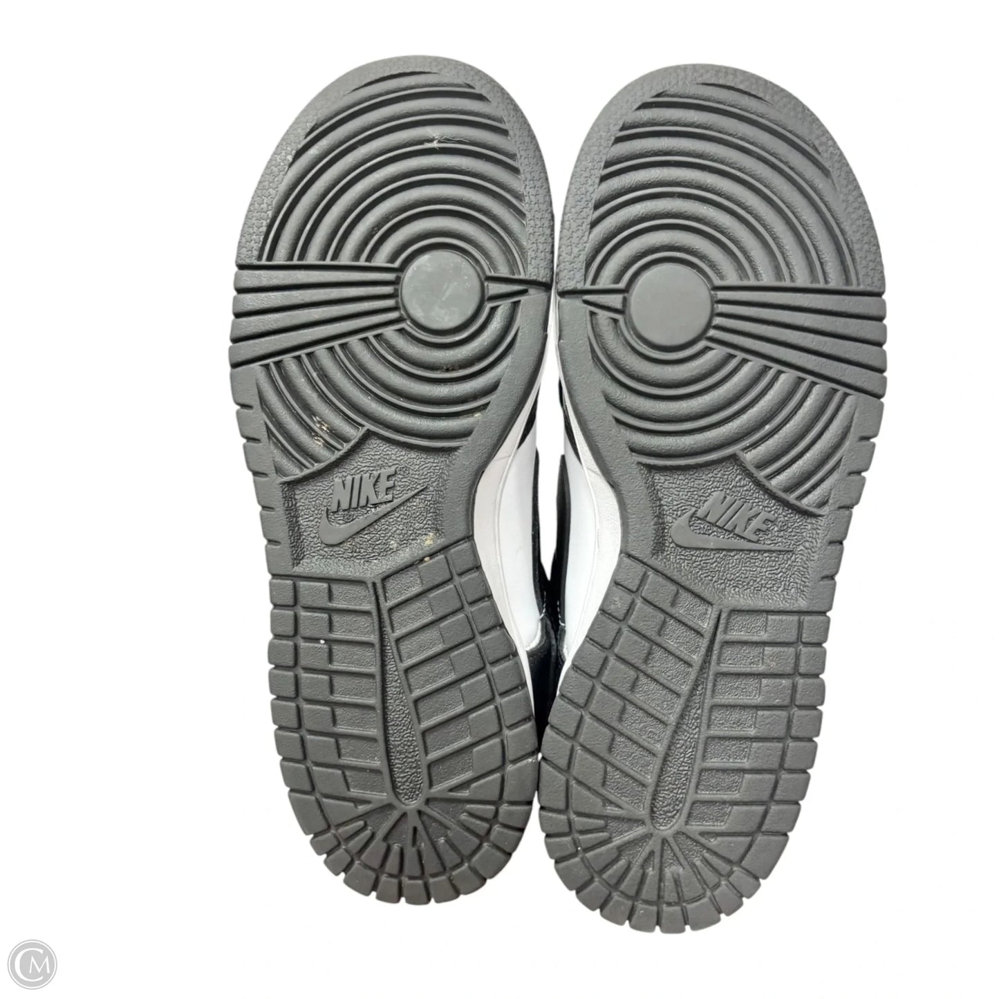 Shoes Sneakers By Nike In White, Size: 6