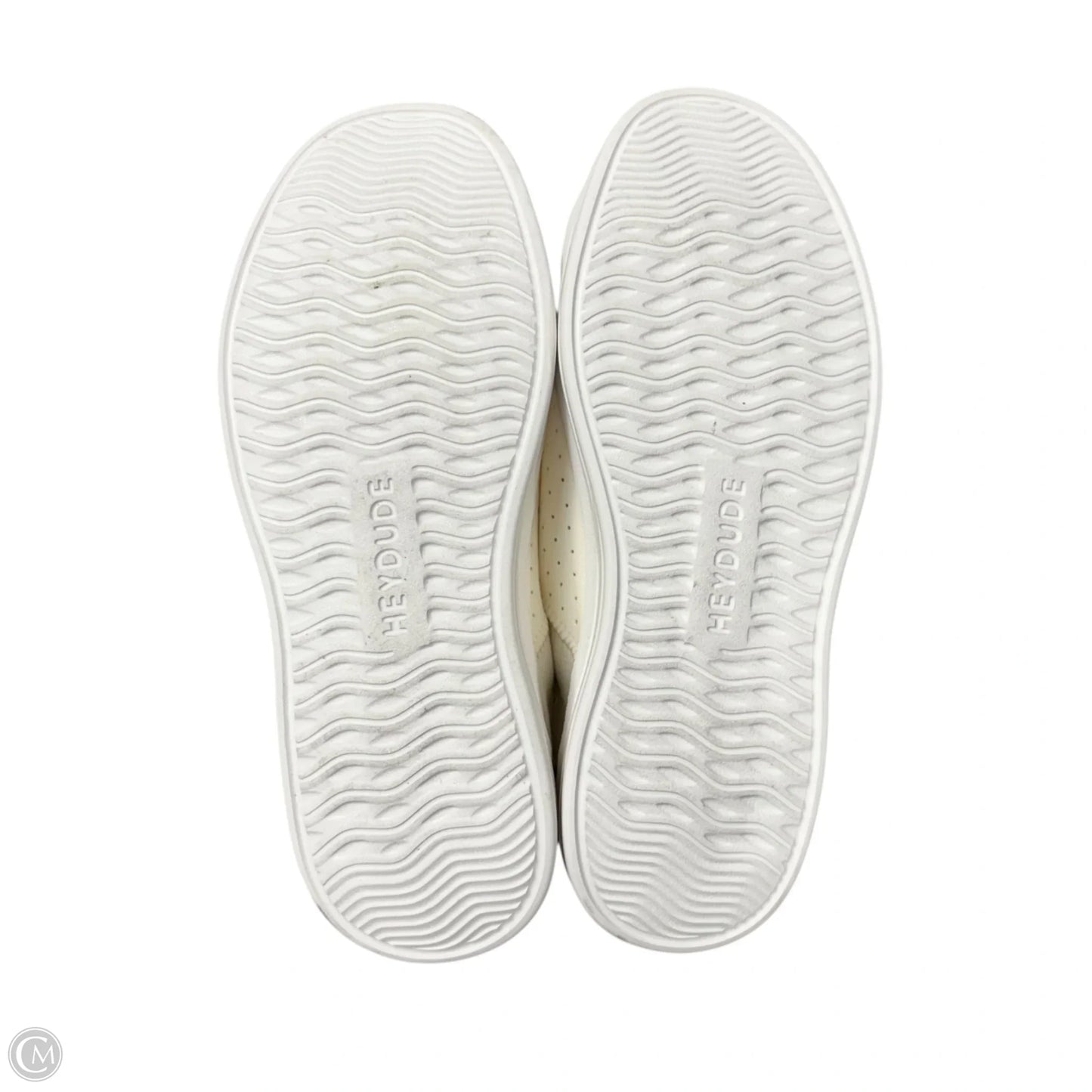 Shoes Sneakers By Hey Dude In White, Size: 5