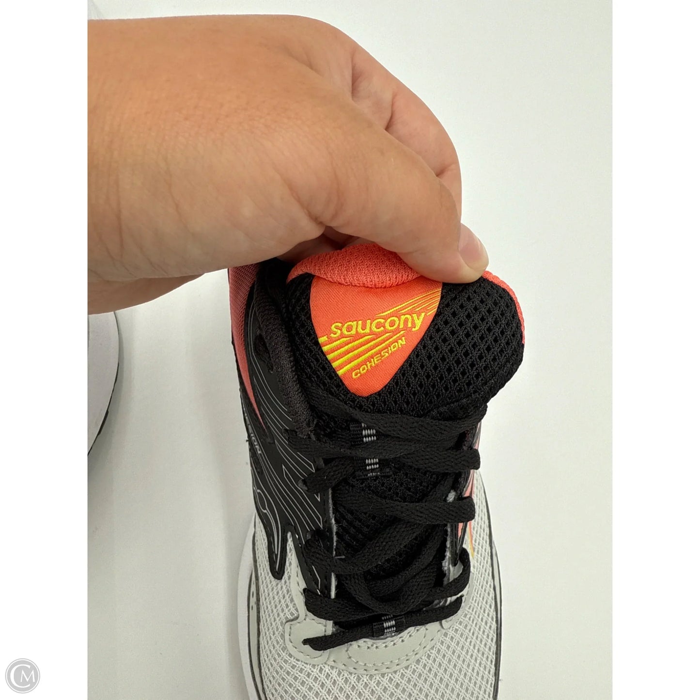 Shoes Athletic By Saucony In Grey & Orange, Size: 9.5