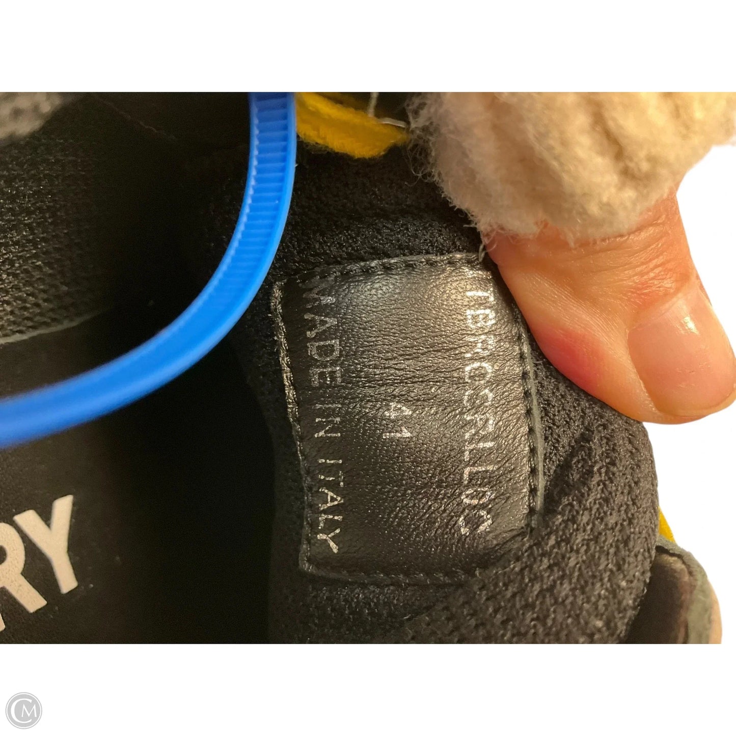 Shoes Luxury Designer By Burberry In White, Size: 10