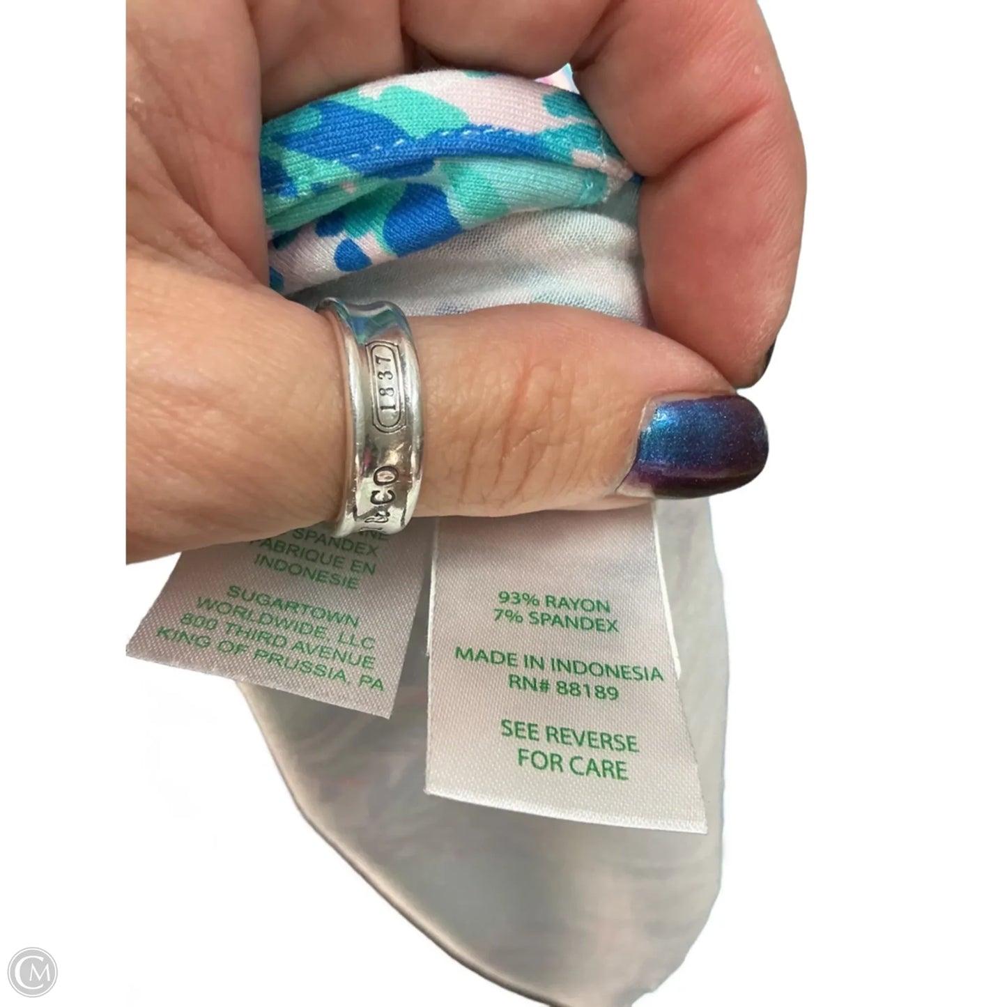 Top Long Sleeve Designer By Lilly Pulitzer In Blue, Size: L