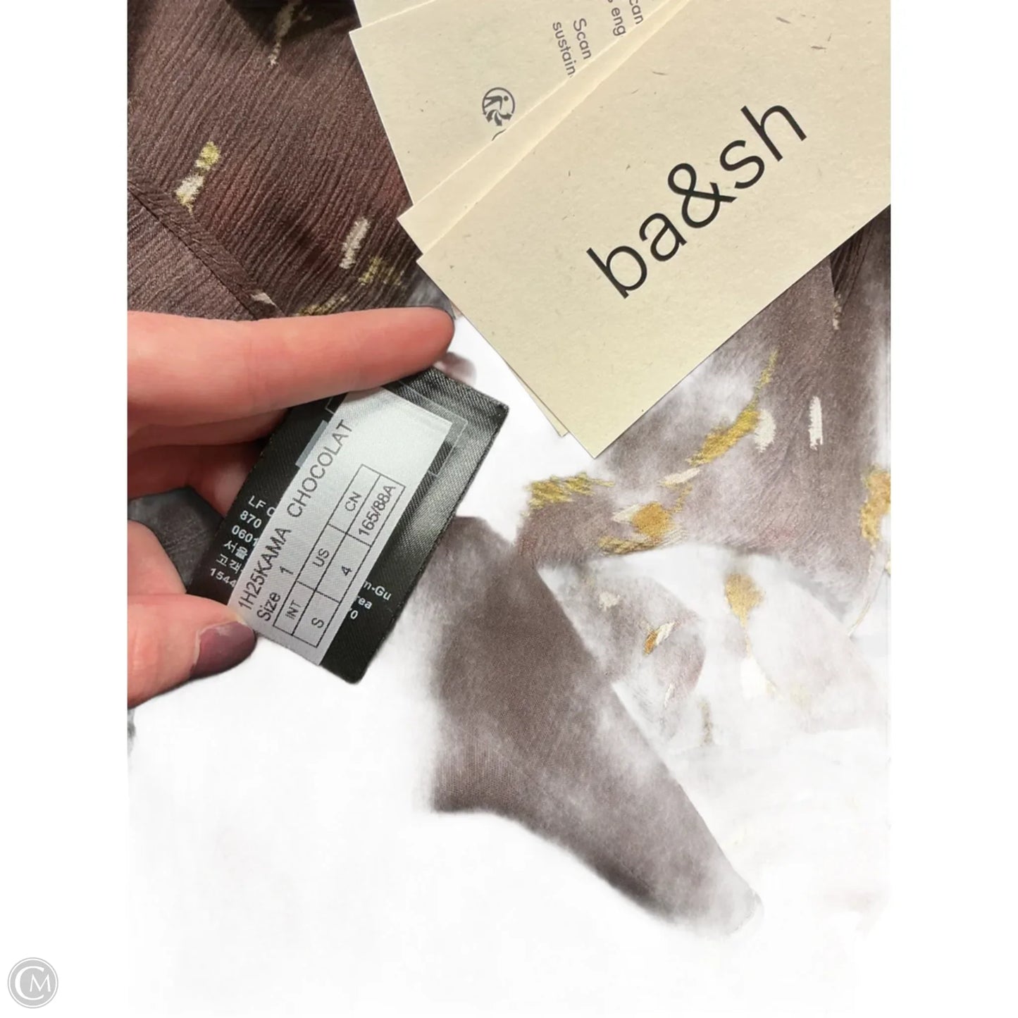 Top Long Sleeve By Bloomingdales In Brown, Size: M