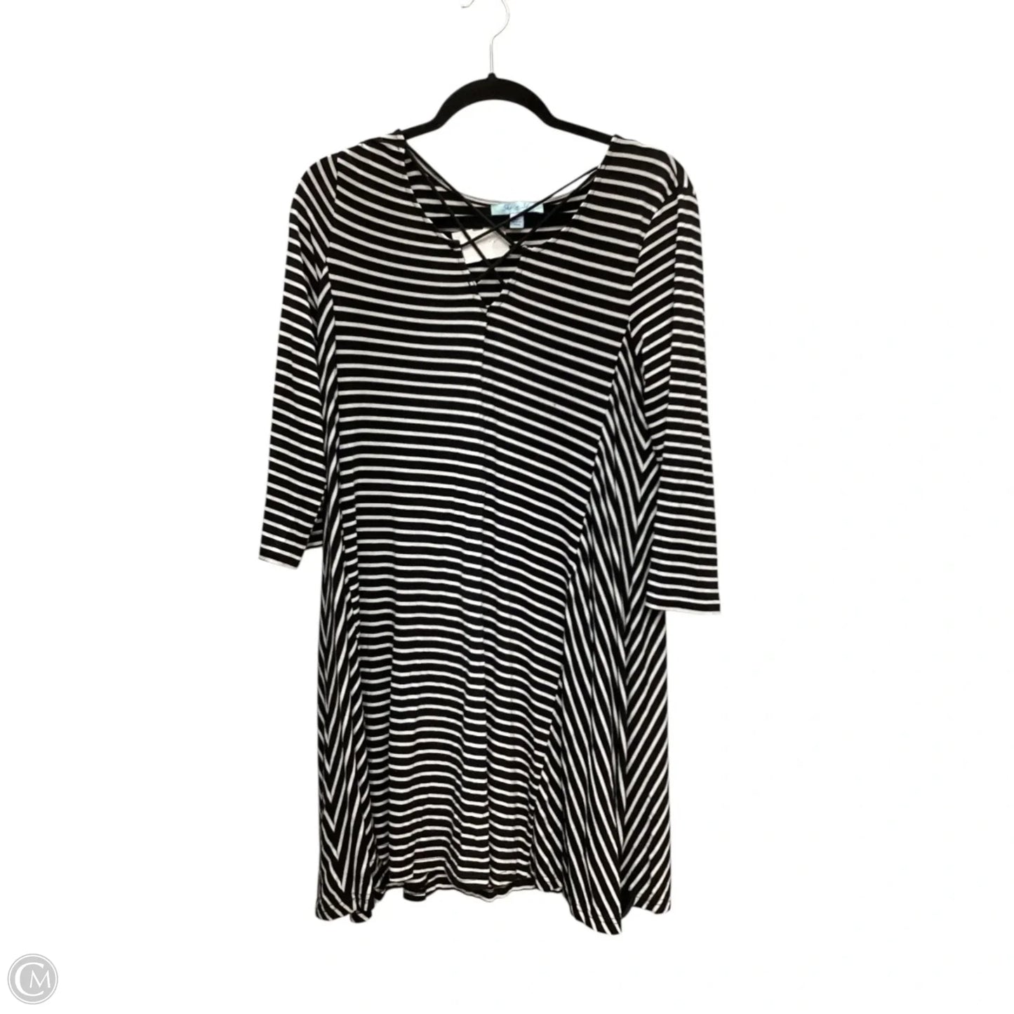 Dress Casual Short By She + Sky In Black, Size: L