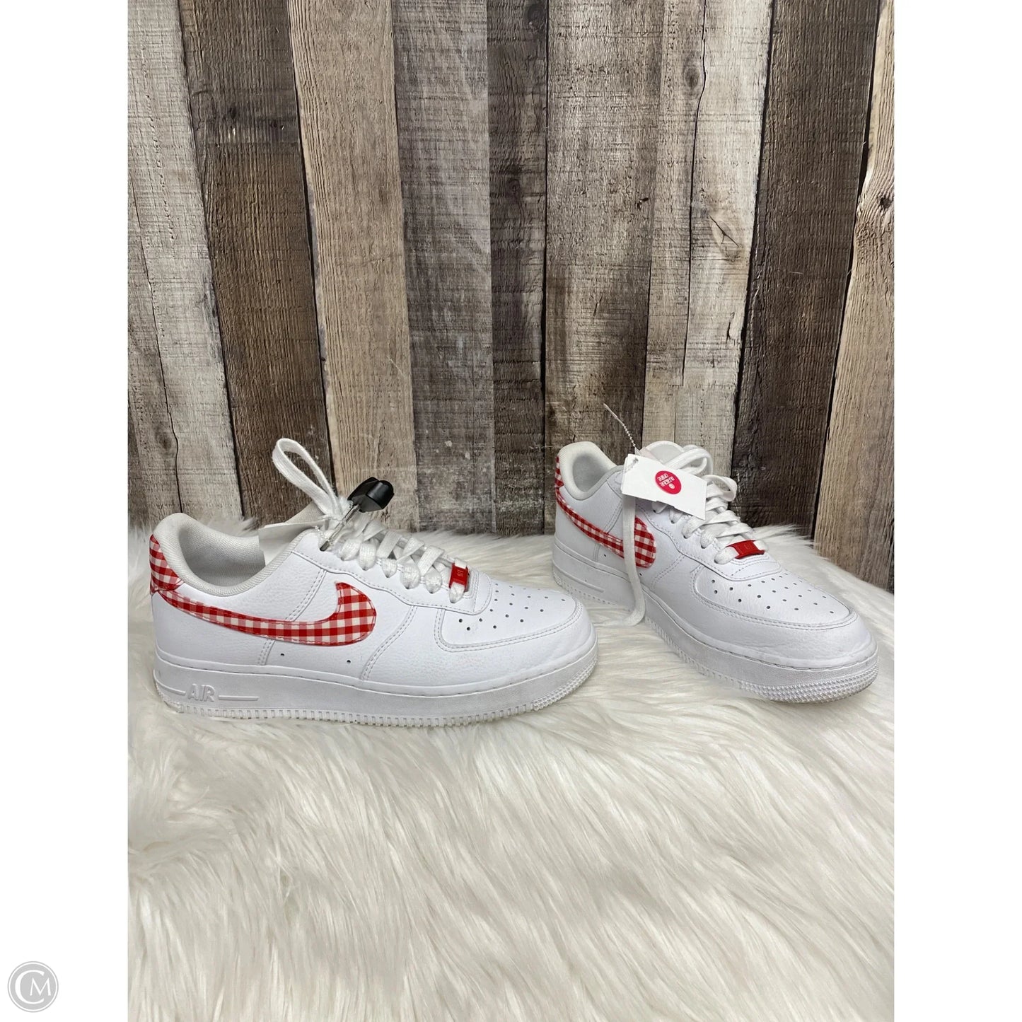 Shoes Athletic By Nike In Red & White, Size: 8